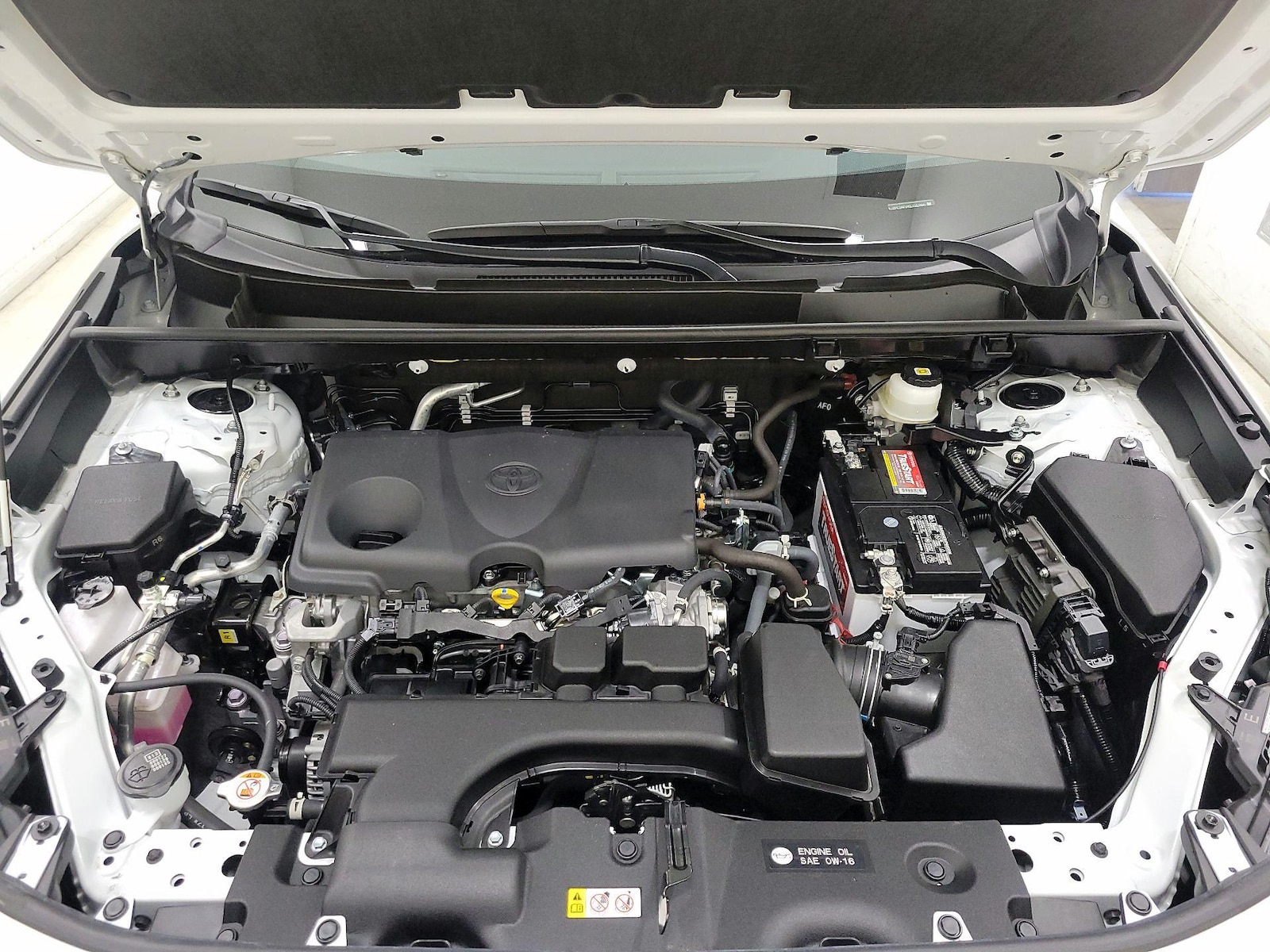 2025 Toyota RAV4 XLE Premium - Photo 23