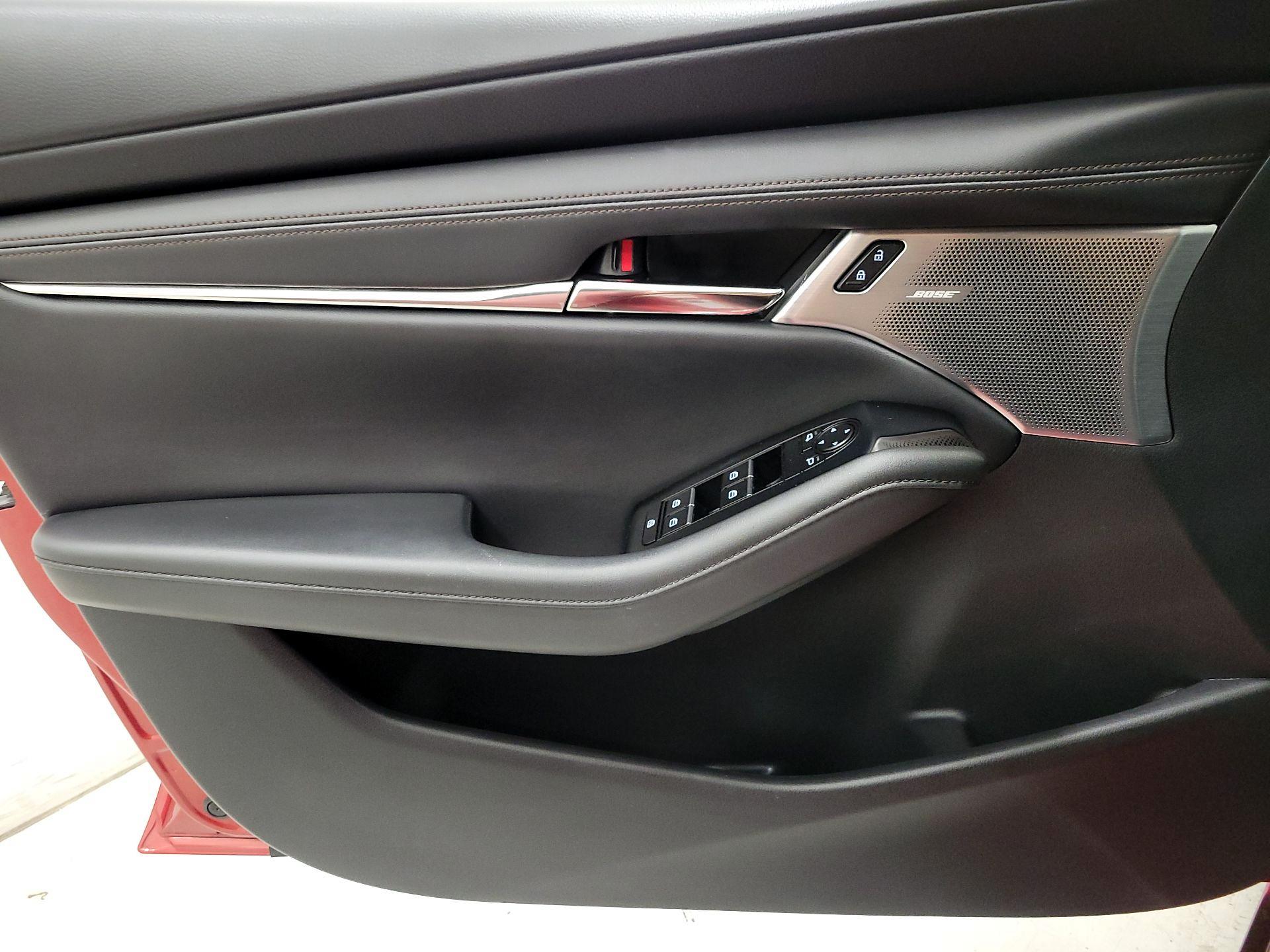 Thumbnail: 2021 Mazda Mazda3 - 10