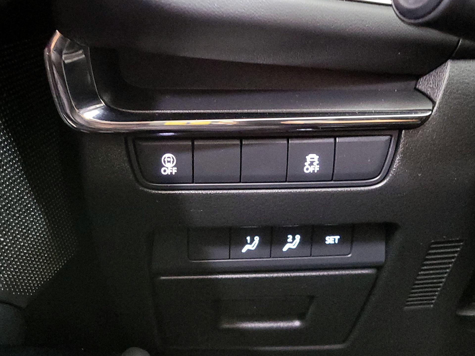 Thumbnail: 2021 Mazda Mazda3 - 11