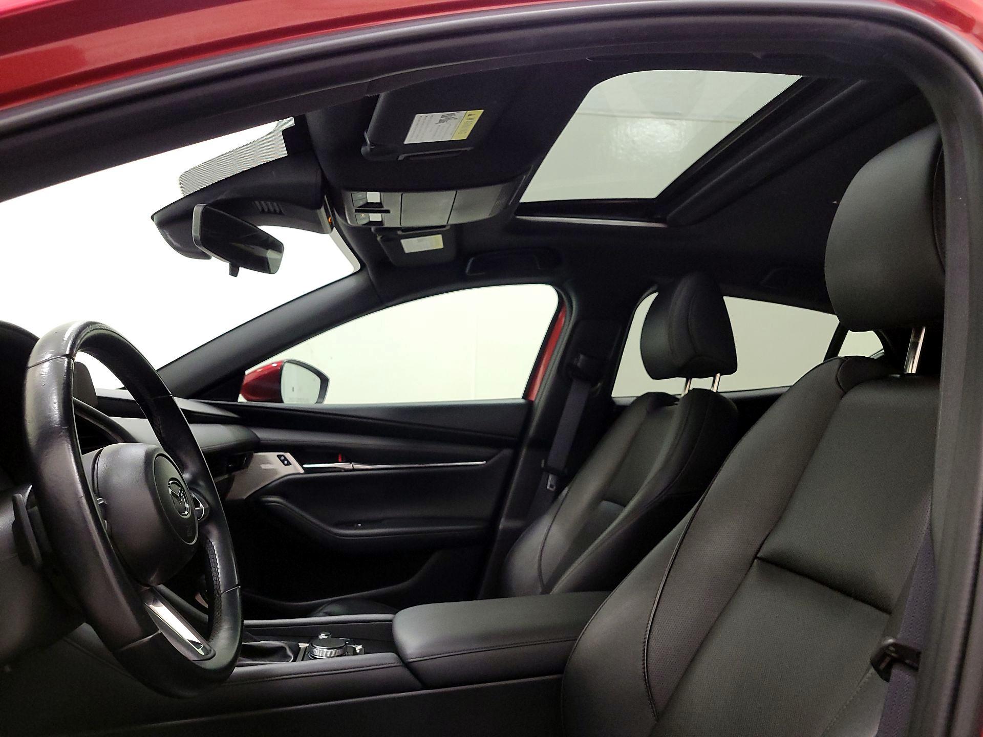 Thumbnail: 2021 Mazda Mazda3 - 17