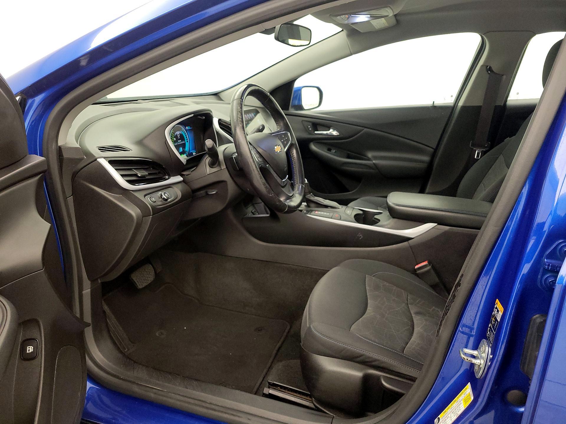 Thumbnail: 2017 Chevrolet Volt - 11