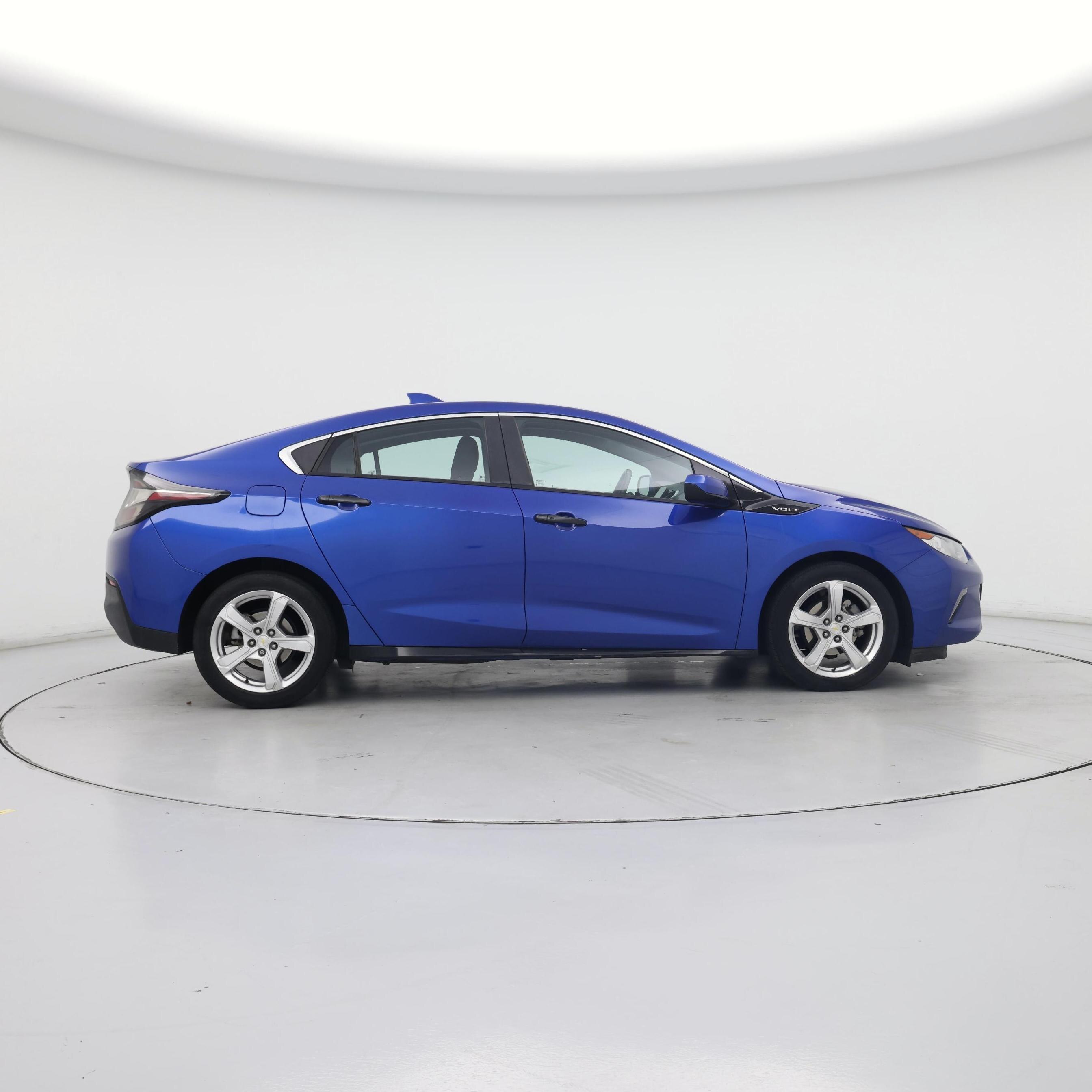 Thumbnail: 2017 Chevrolet Volt - 7
