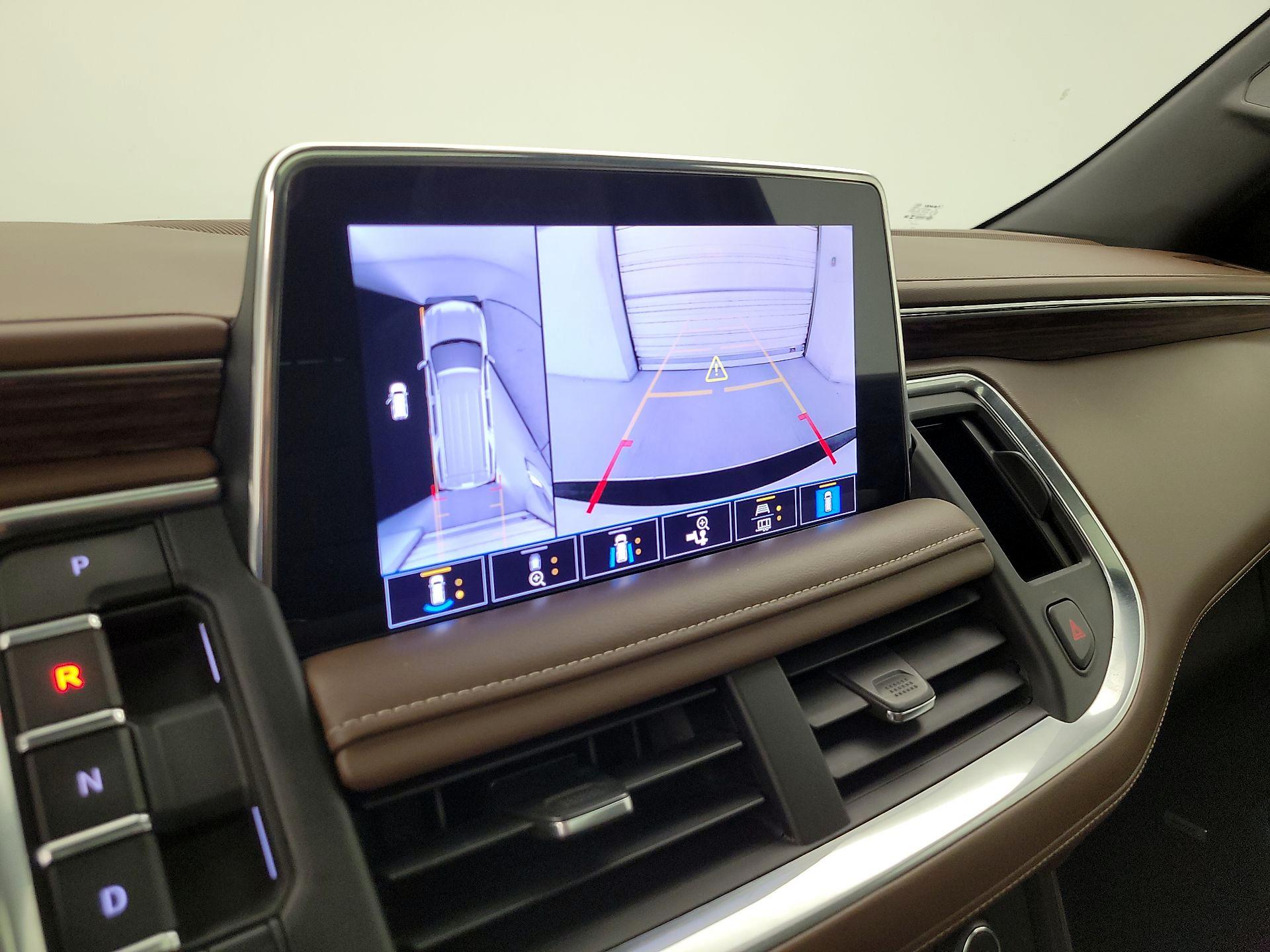 Thumbnail: 2021 Chevrolet Suburban - 12