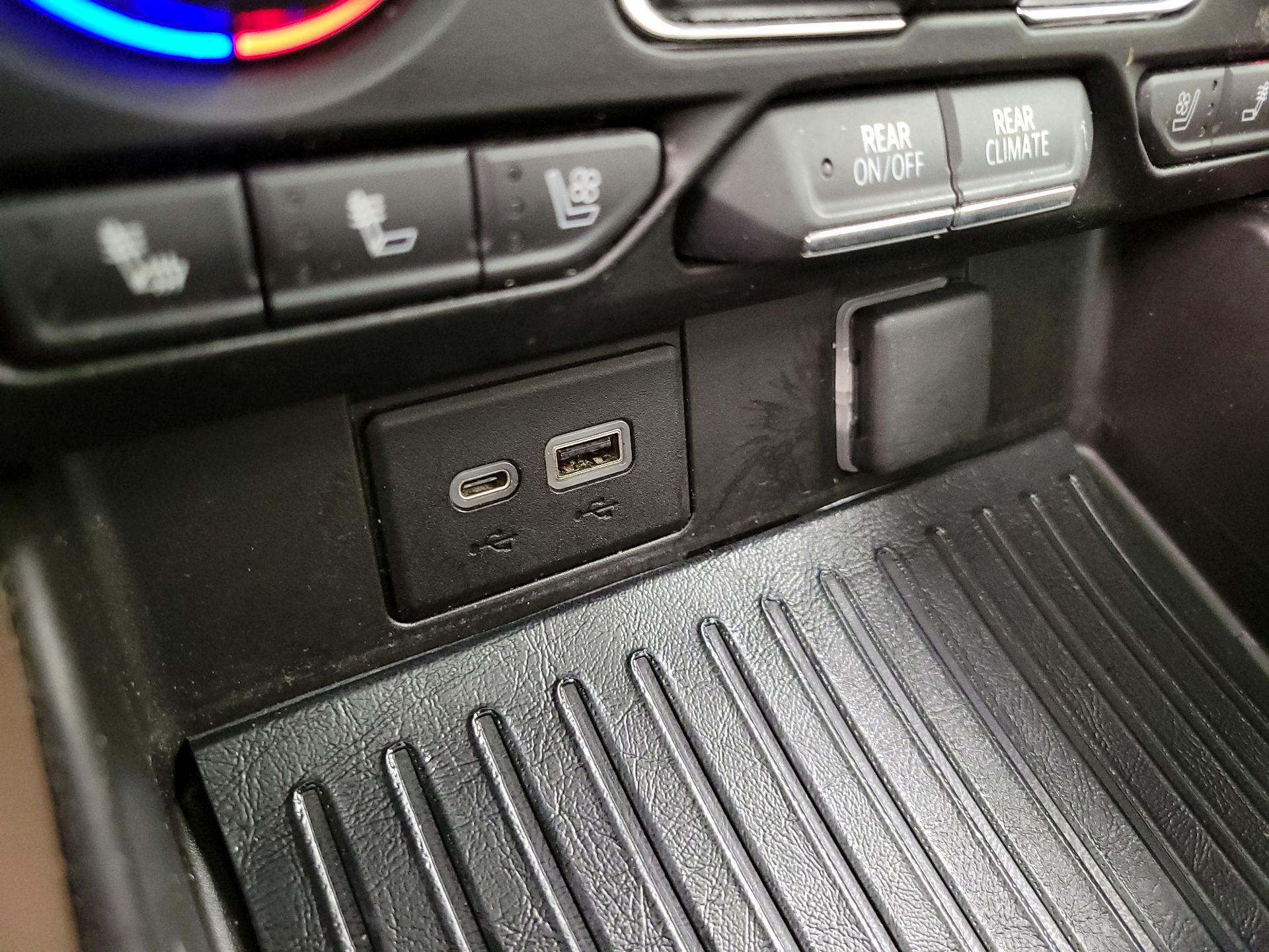 Thumbnail: 2021 Chevrolet Suburban - 16