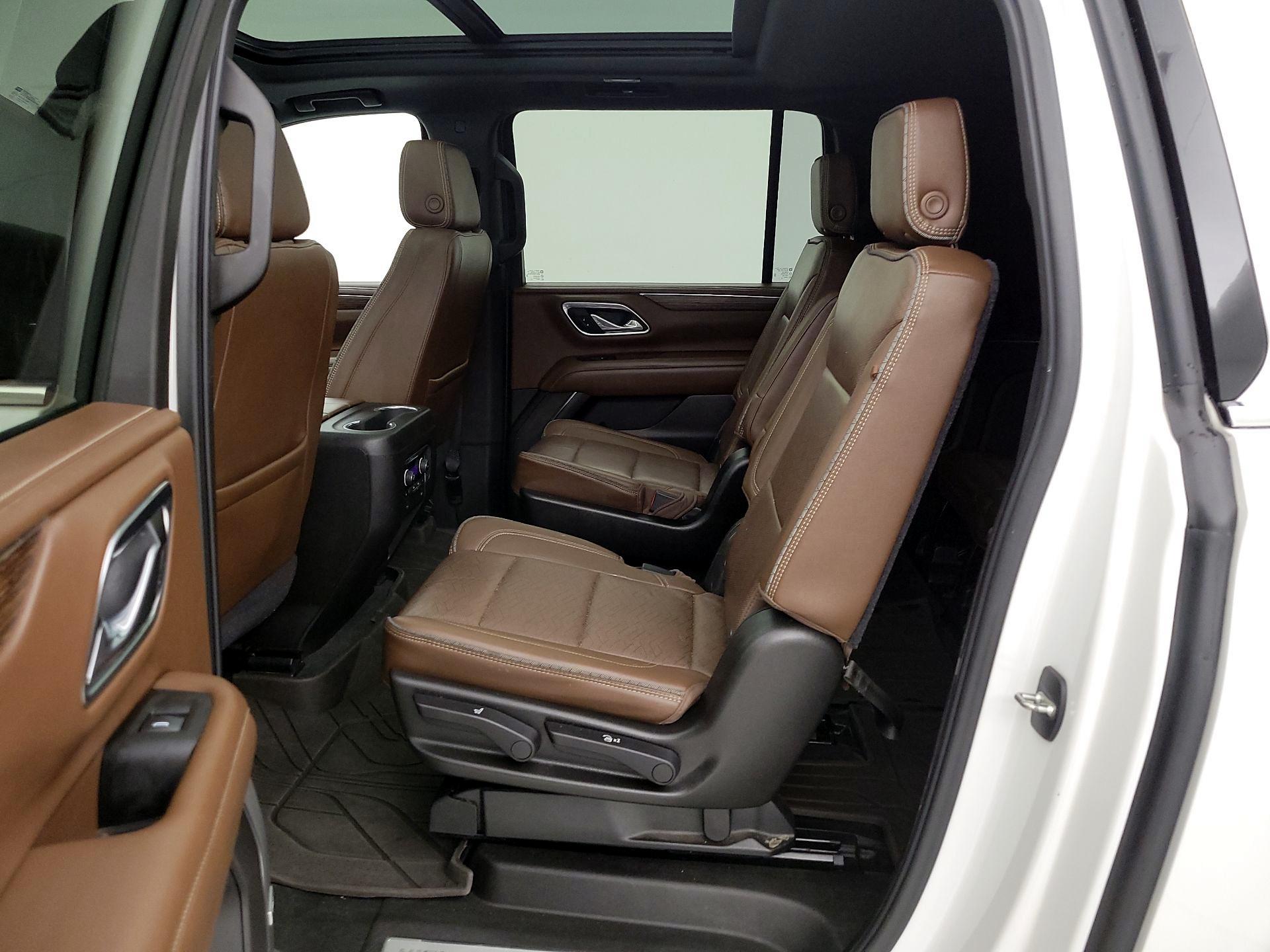 Thumbnail: 2021 Chevrolet Suburban - 18