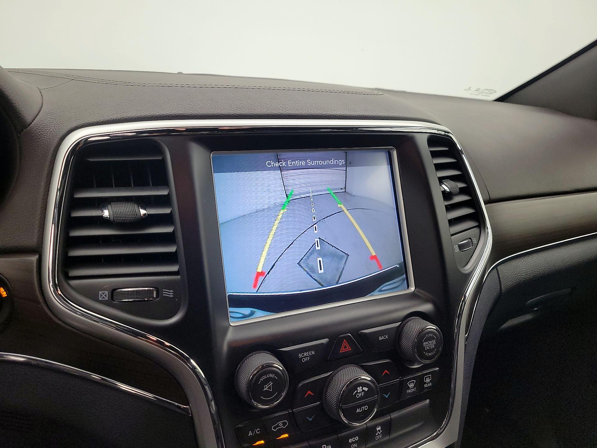 Thumbnail: 2015 Jeep Grand Cherokee - 13