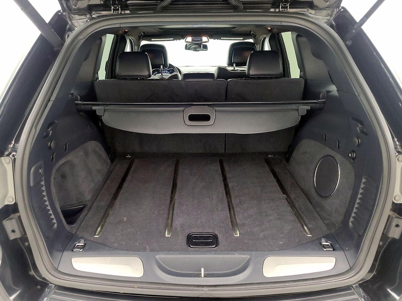 2015 Jeep Grand Cherokee Overland - Photo 21