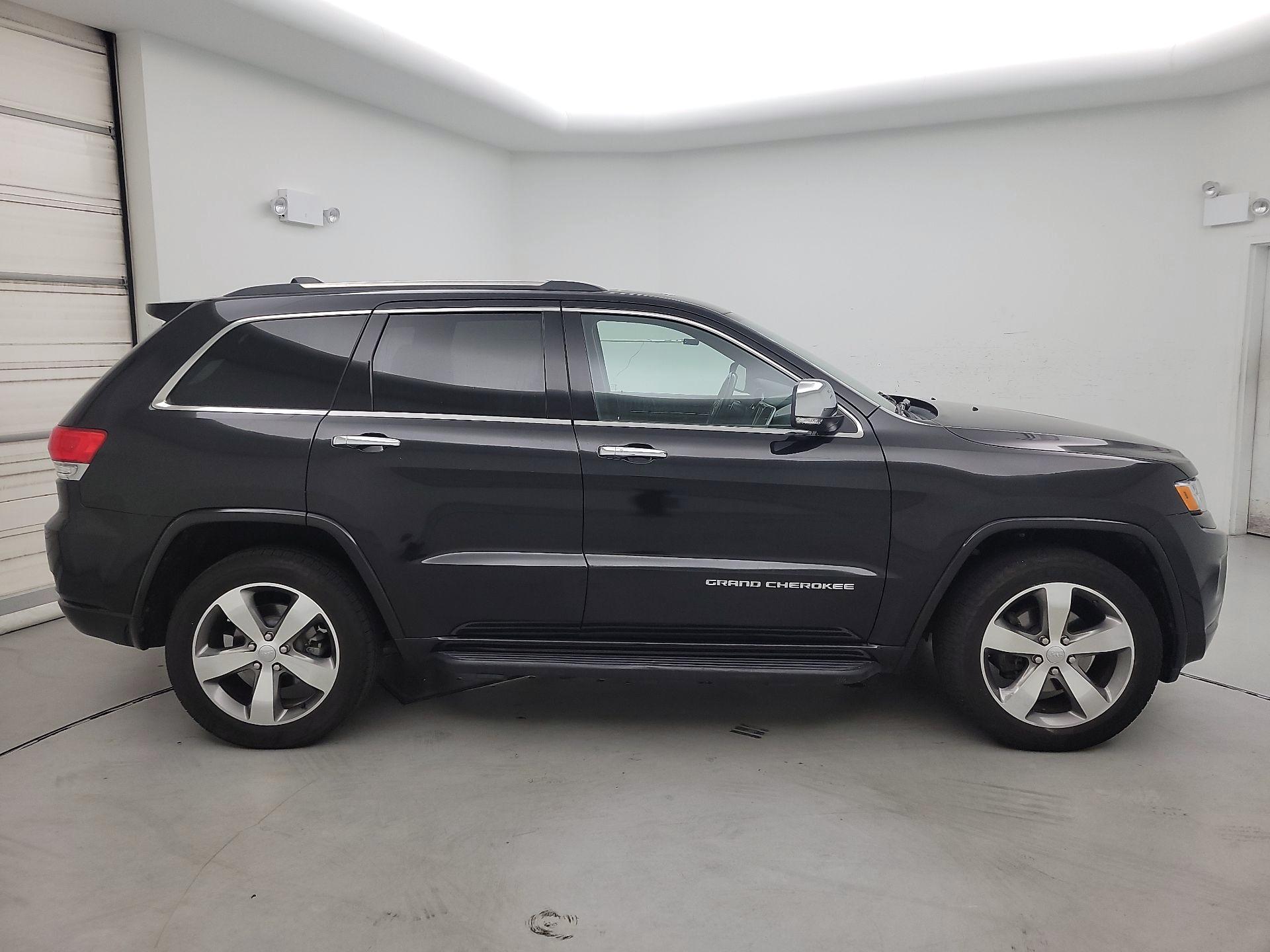 Thumbnail: 2015 Jeep Grand Cherokee - 4