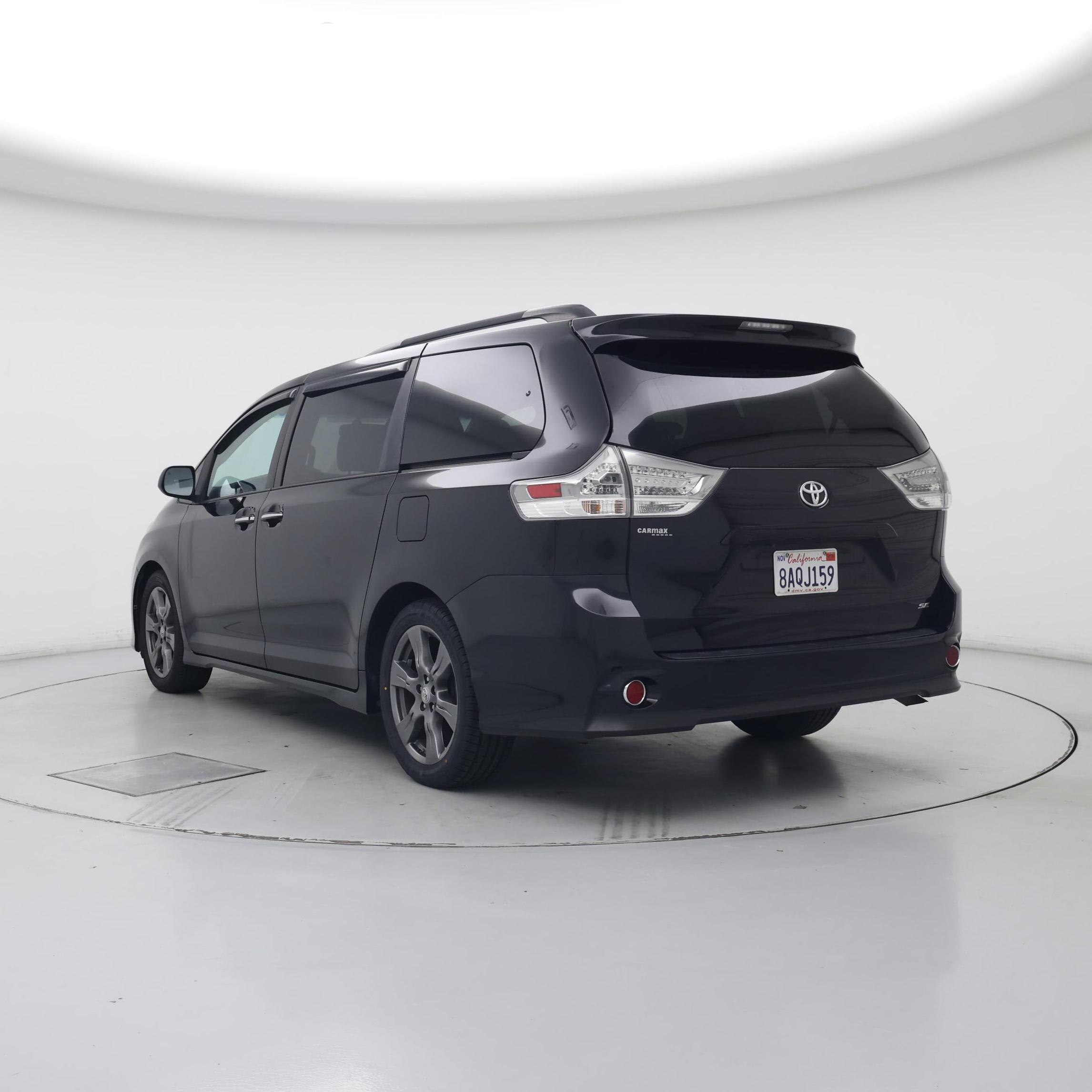 Thumbnail: 2017 Toyota Sienna - 2