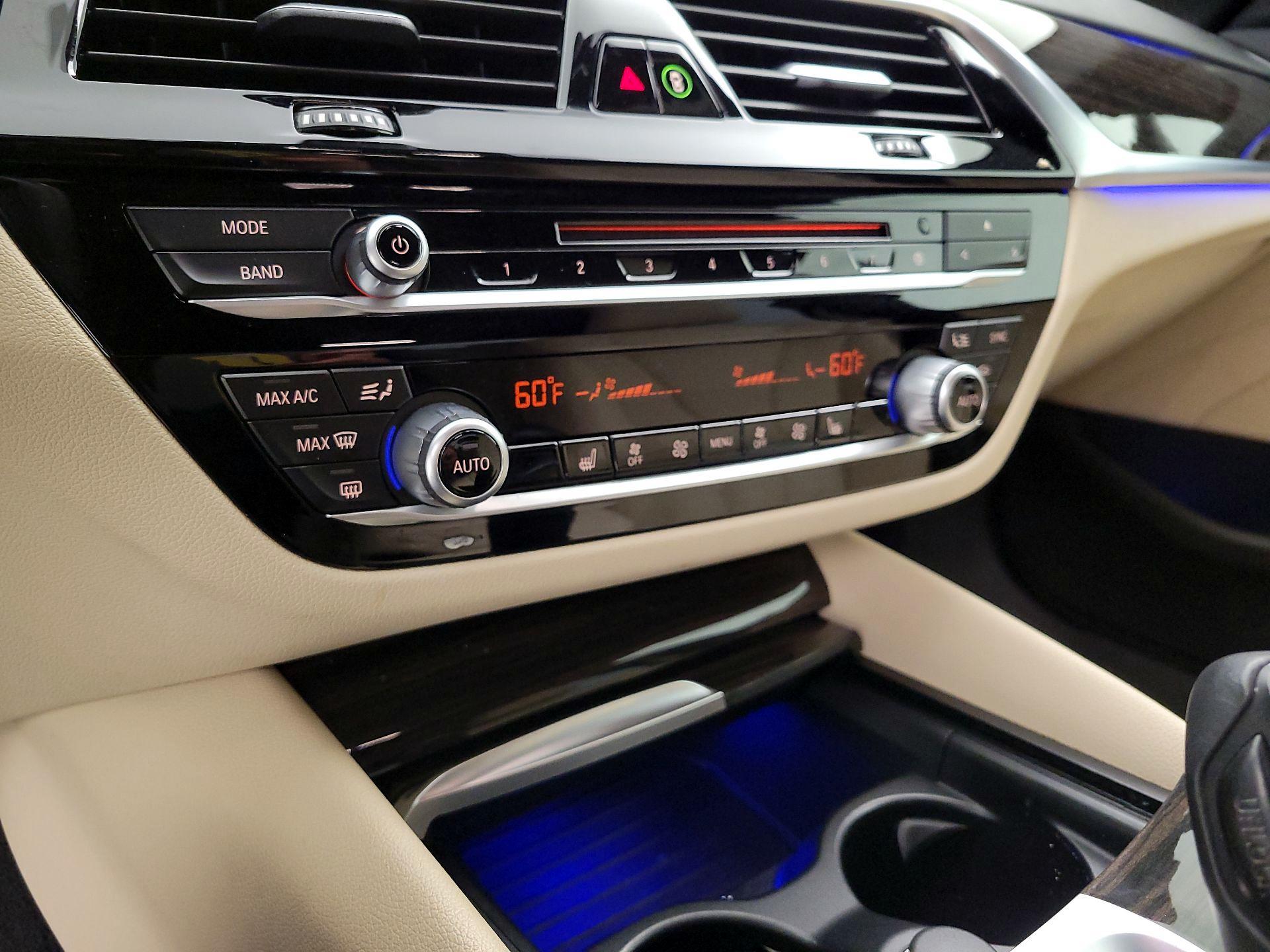 Thumbnail: 2019 BMW 5 Series - 15