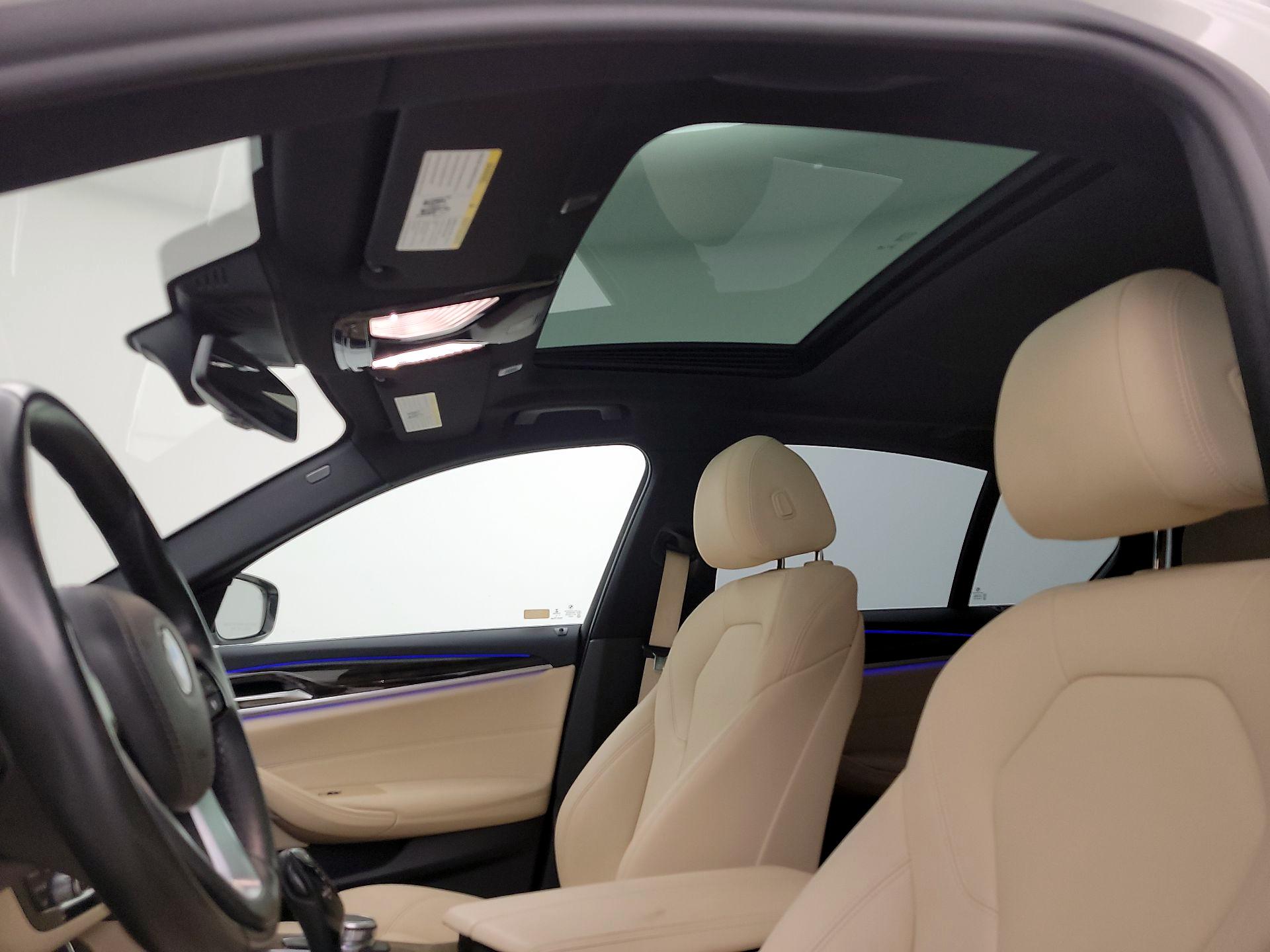 Thumbnail: 2019 BMW 5 Series - 17