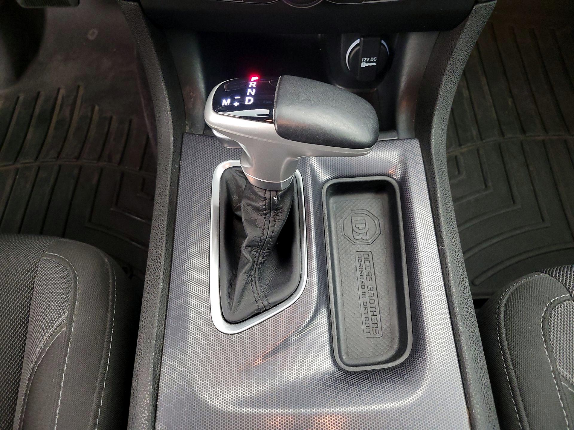 Thumbnail: 2017 Dodge Charger - 14