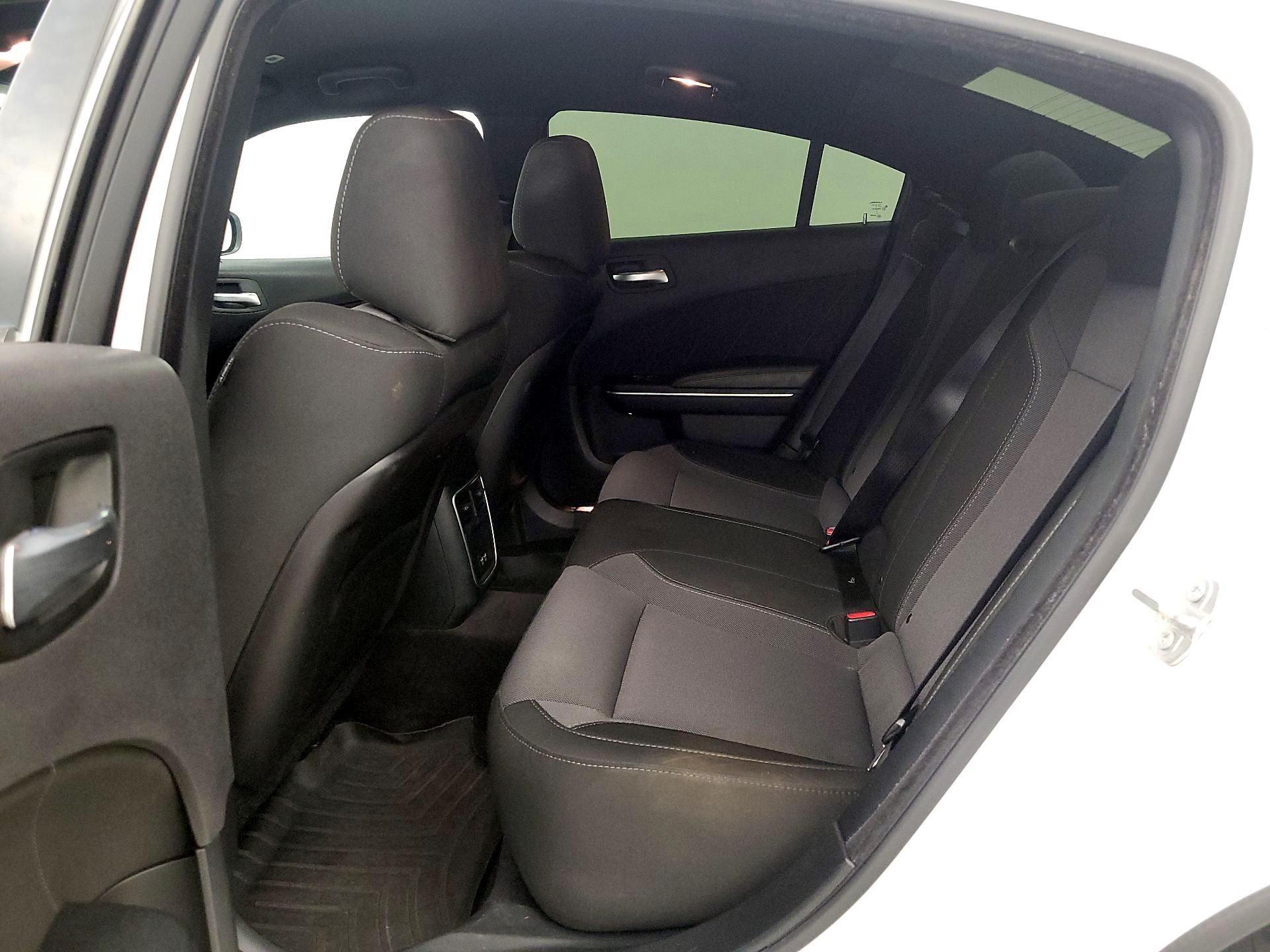 Thumbnail: 2017 Dodge Charger - 15