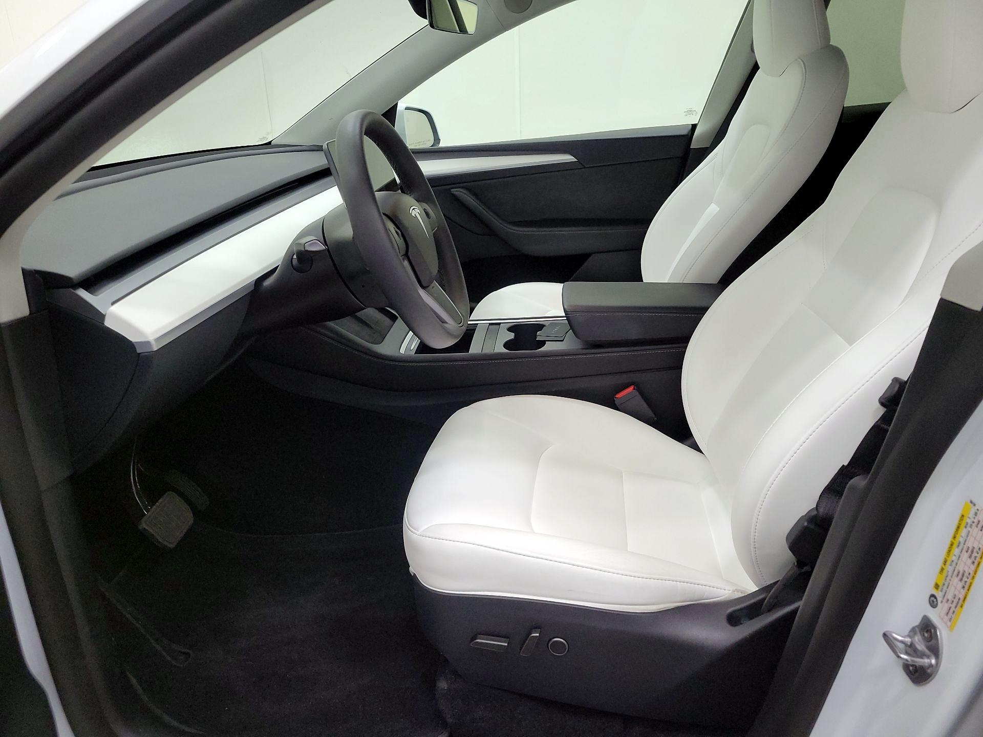 Thumbnail: 2024 Tesla Model Y - 11