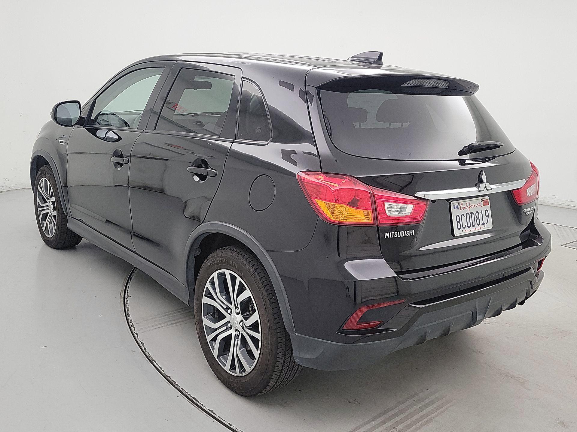 Thumbnail: 2018 Mitsubishi Outlander Sport - 7
