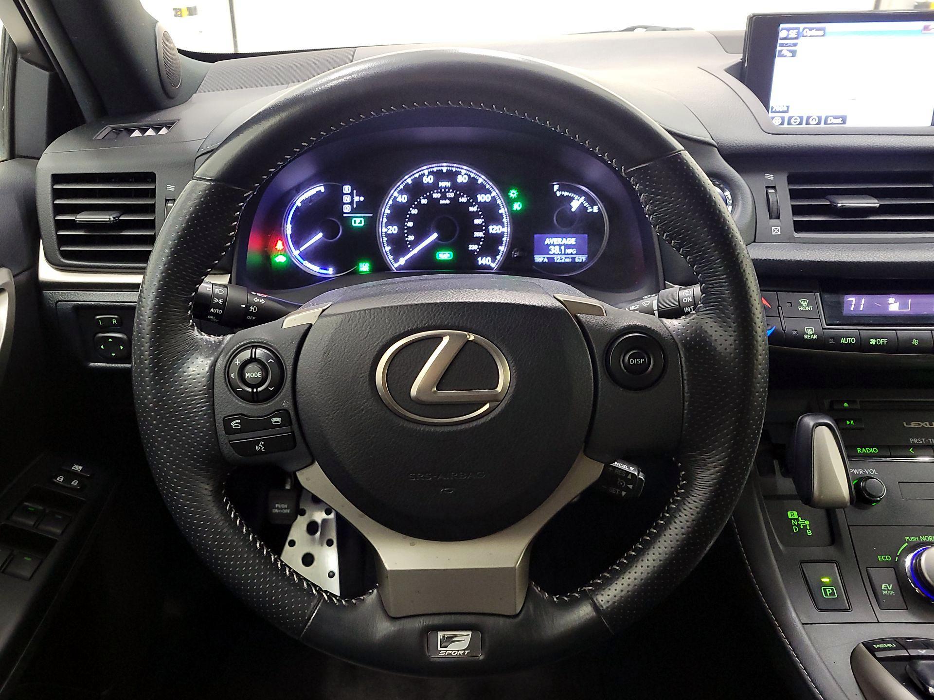 Thumbnail: 2015 Lexus CT - 10