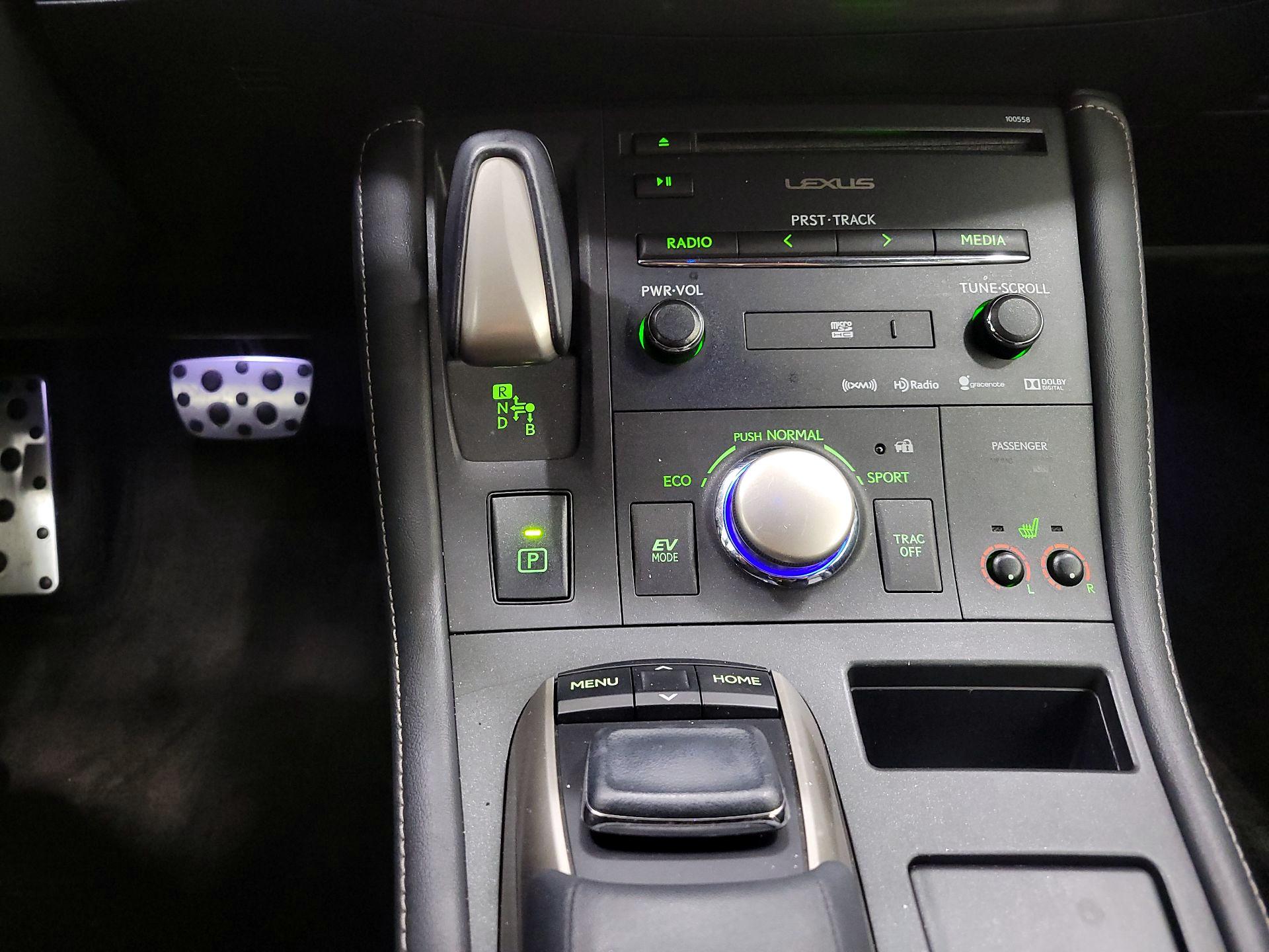 Thumbnail: 2015 Lexus CT - 18