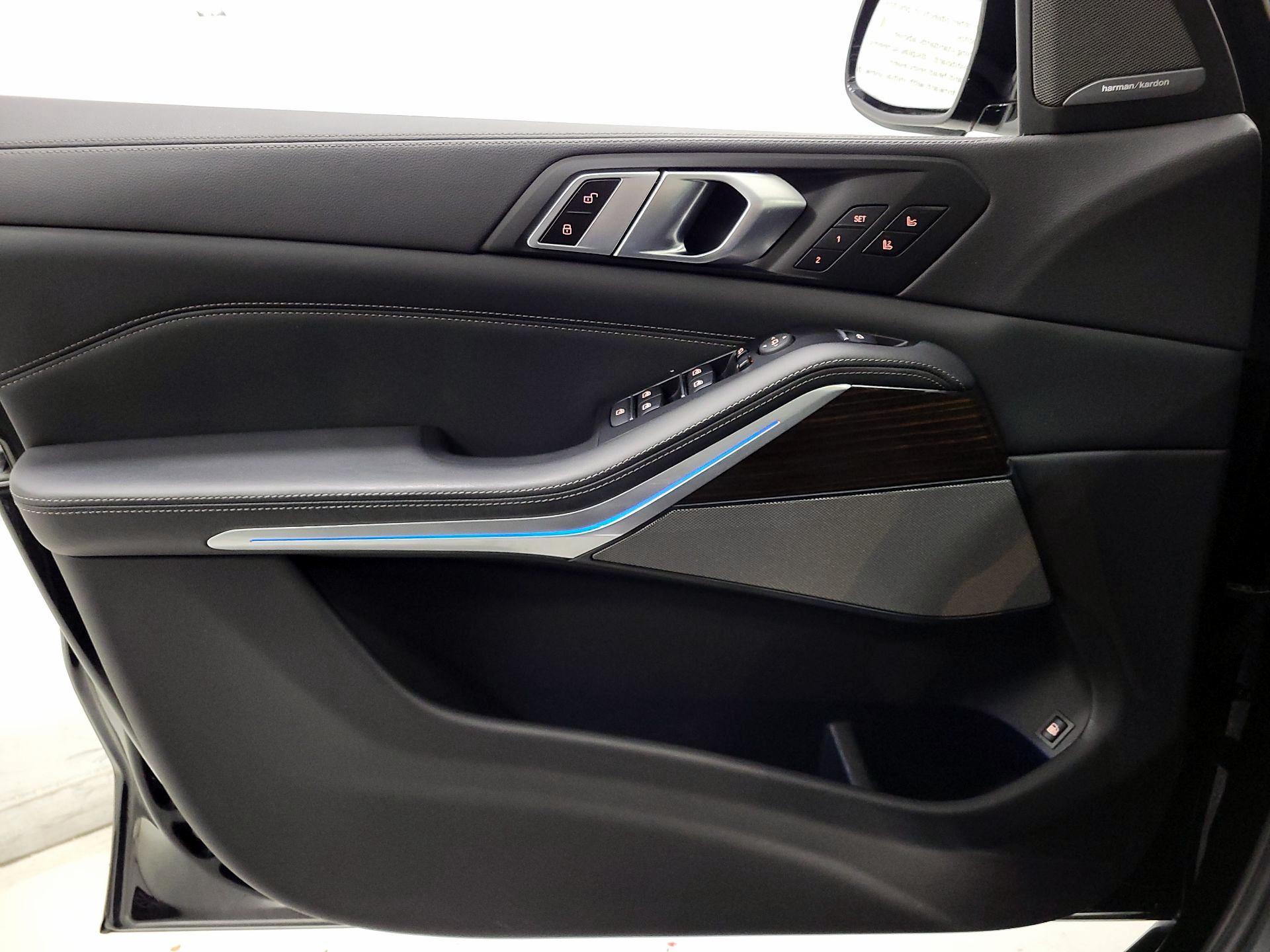 Thumbnail: 2023 BMW X5 - 12