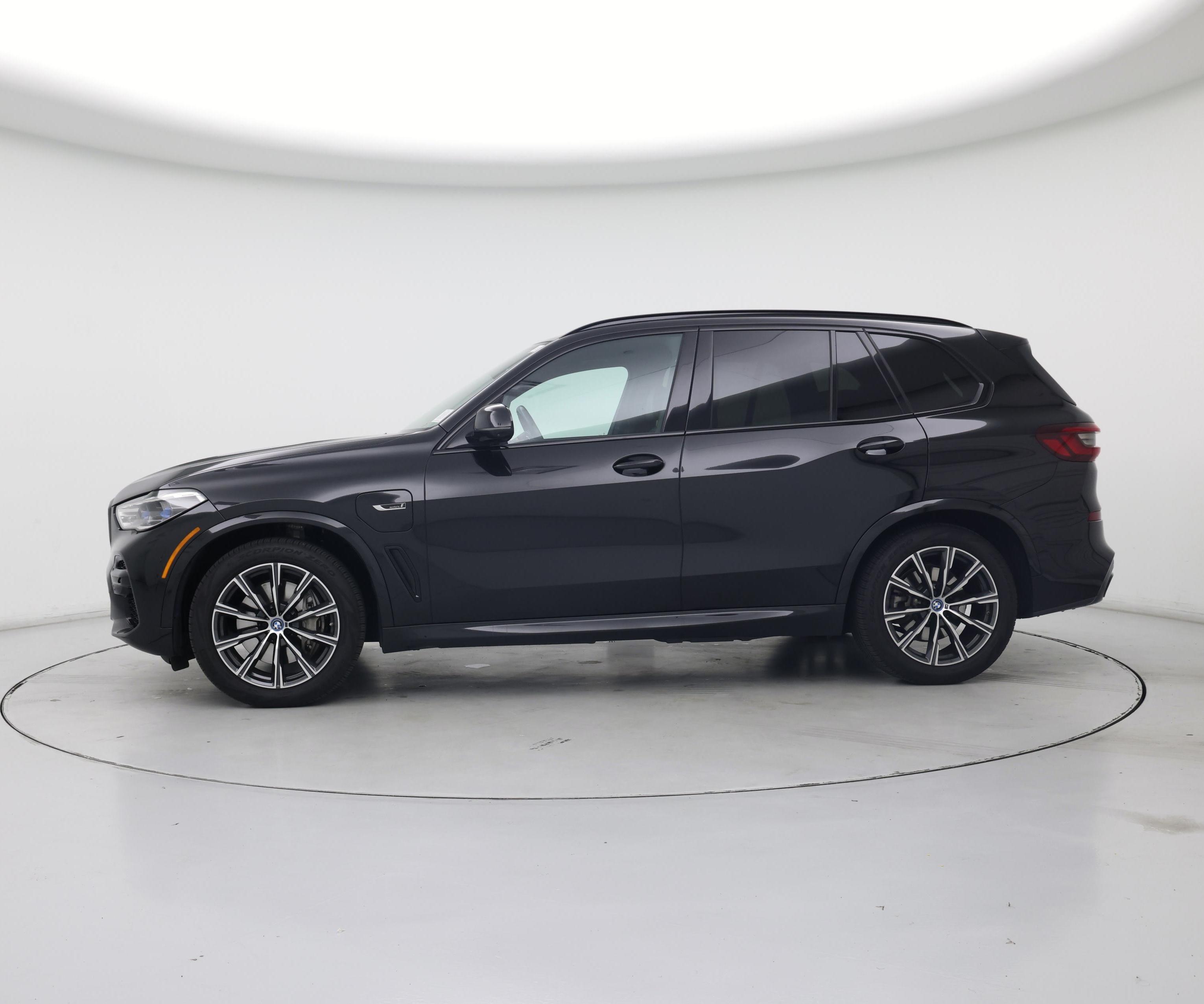 Thumbnail: 2023 BMW X5 - 3