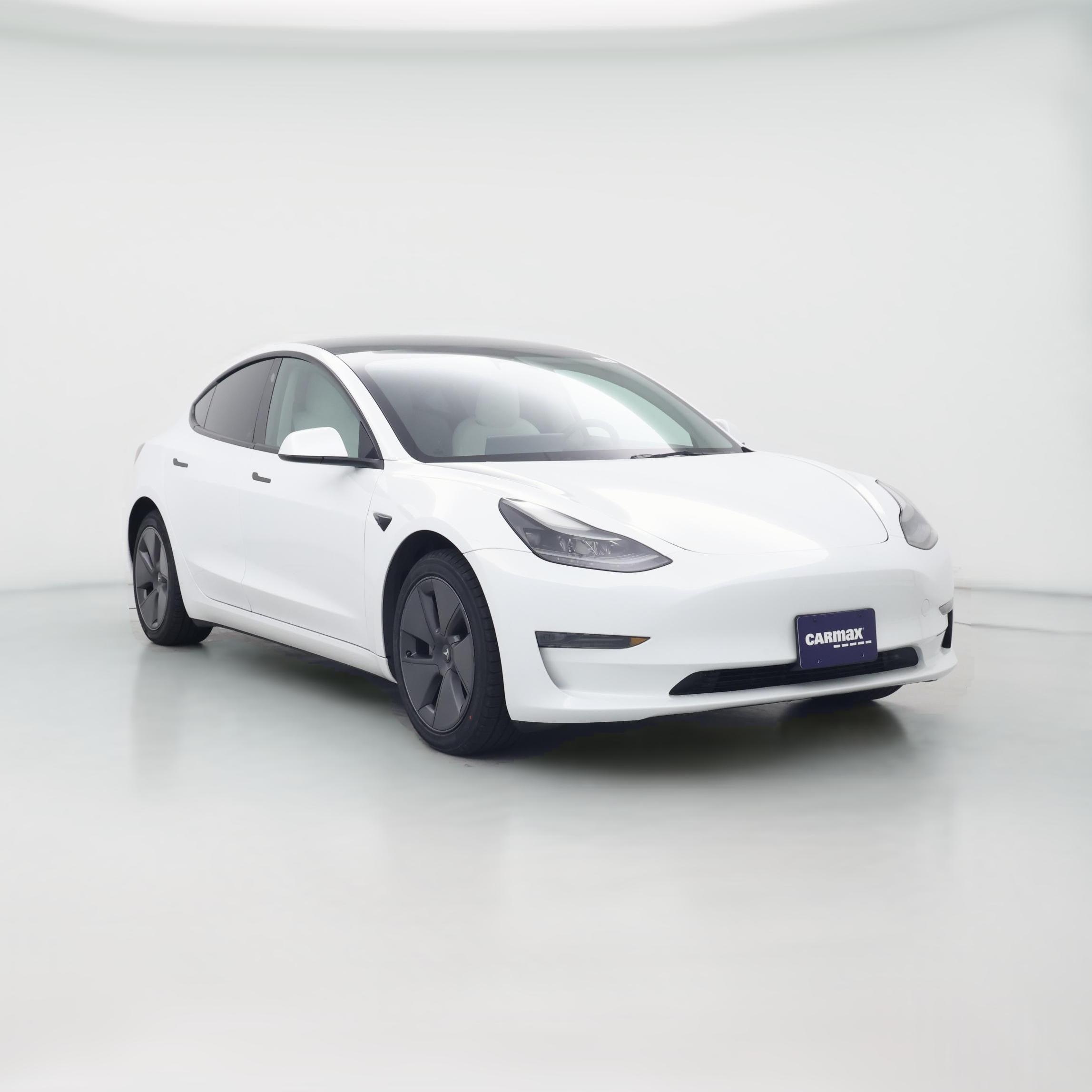 Thumbnail: 2023 Tesla Model 3 - 1