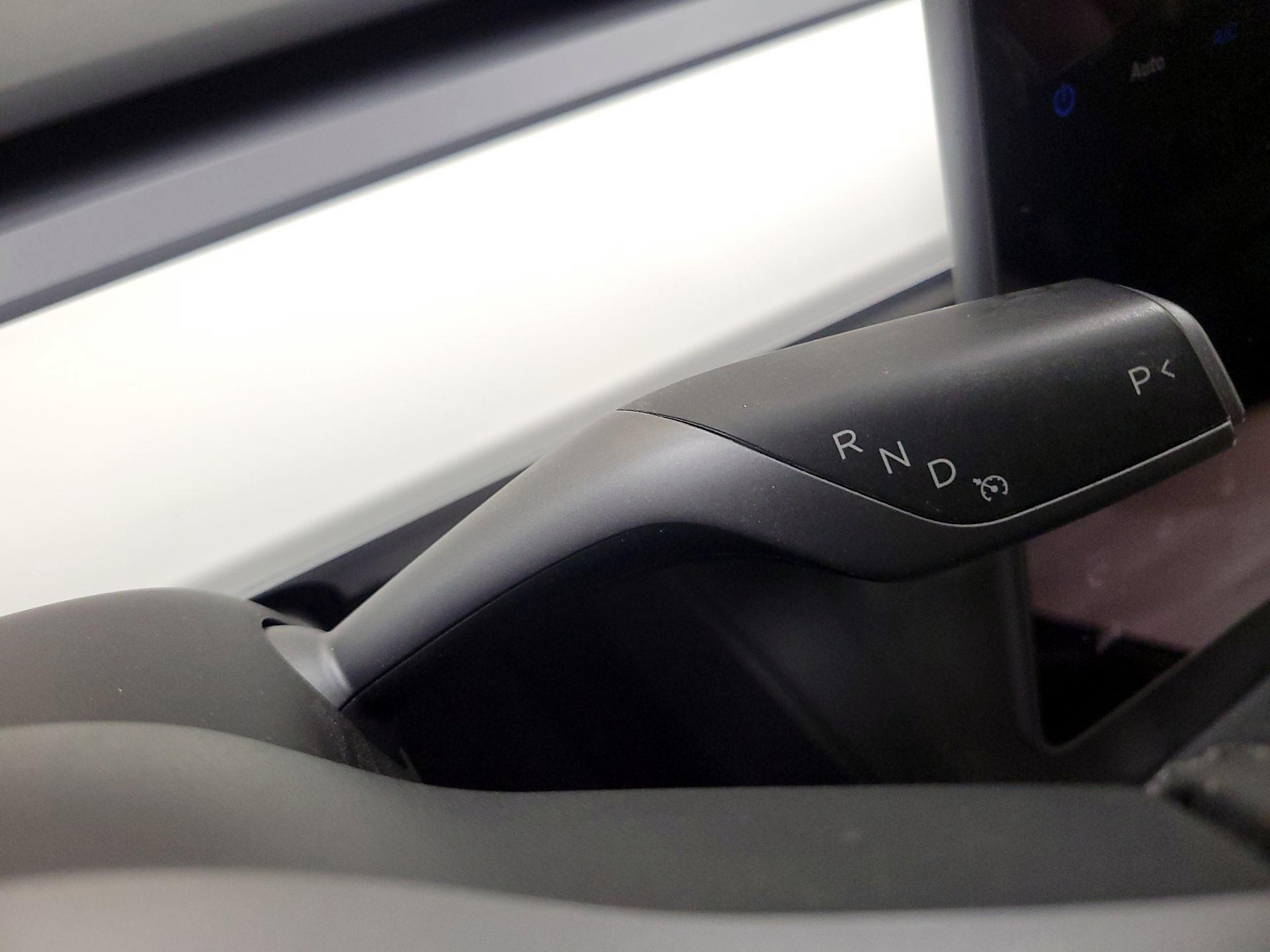 Thumbnail: 2023 Tesla Model 3 - 16