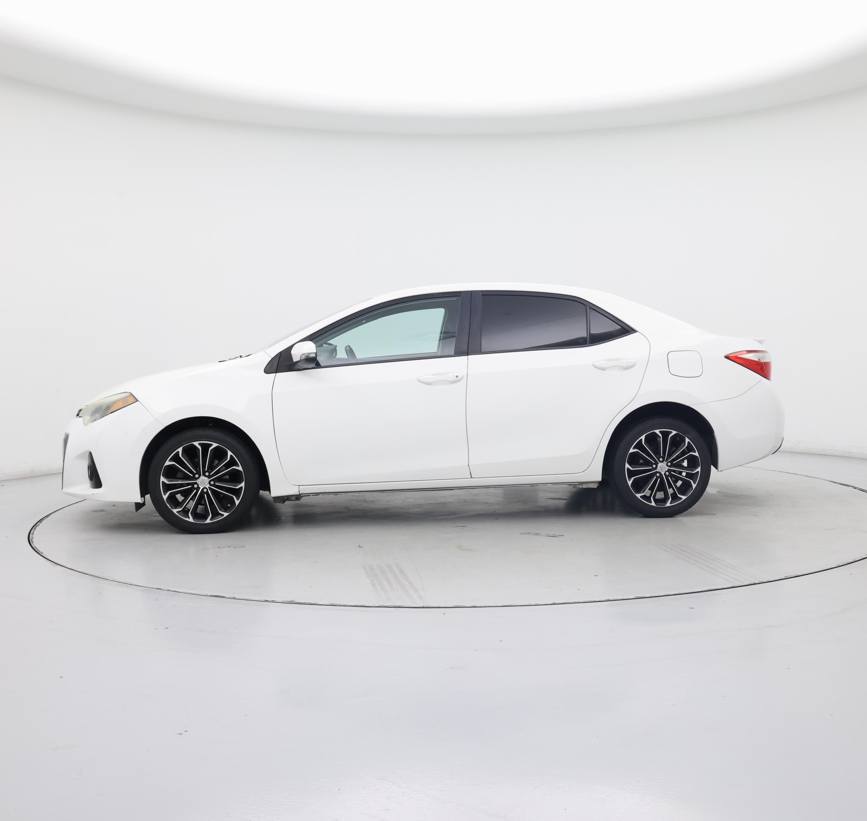 Thumbnail: 2016 Toyota Corolla - 3