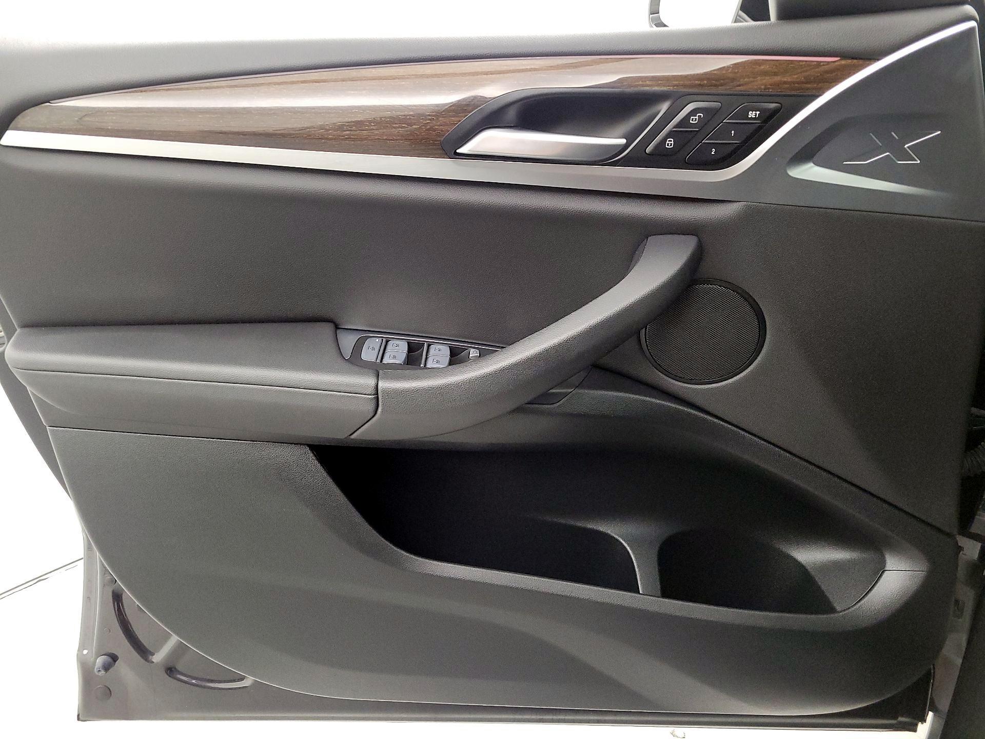 Thumbnail: 2021 BMW X4 - 12