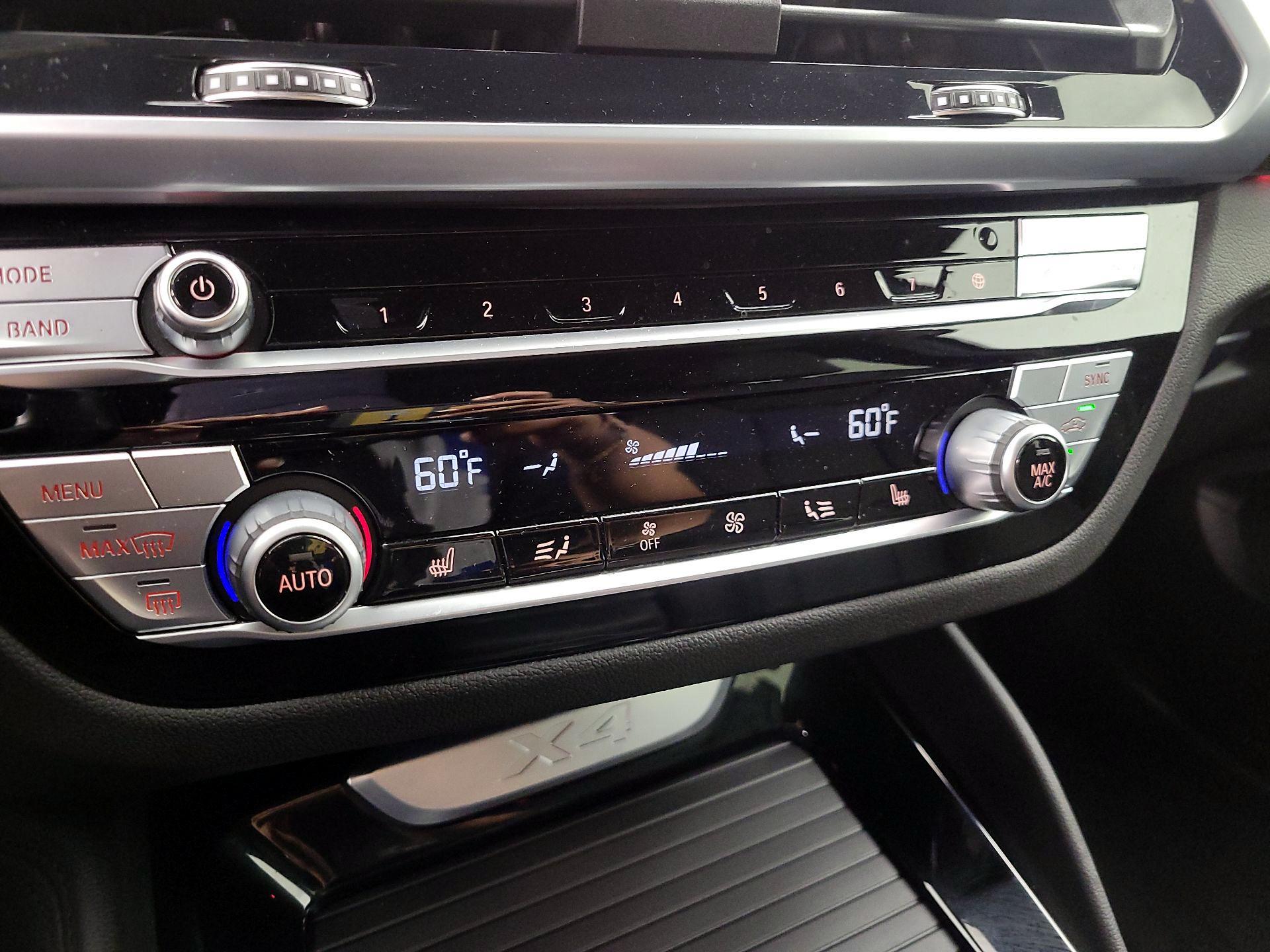 Thumbnail: 2021 BMW X4 - 17