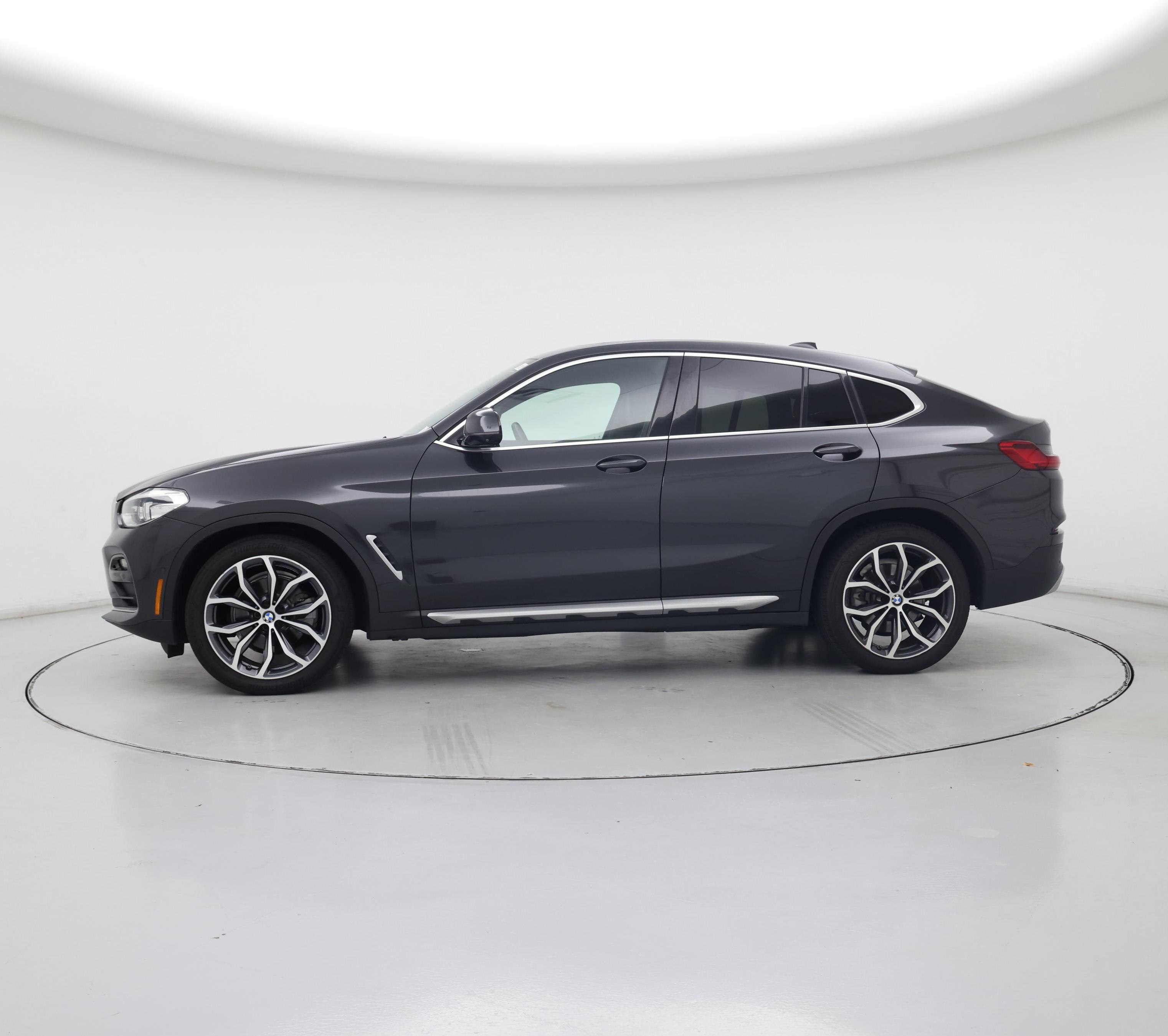 Thumbnail: 2021 BMW X4 - 3