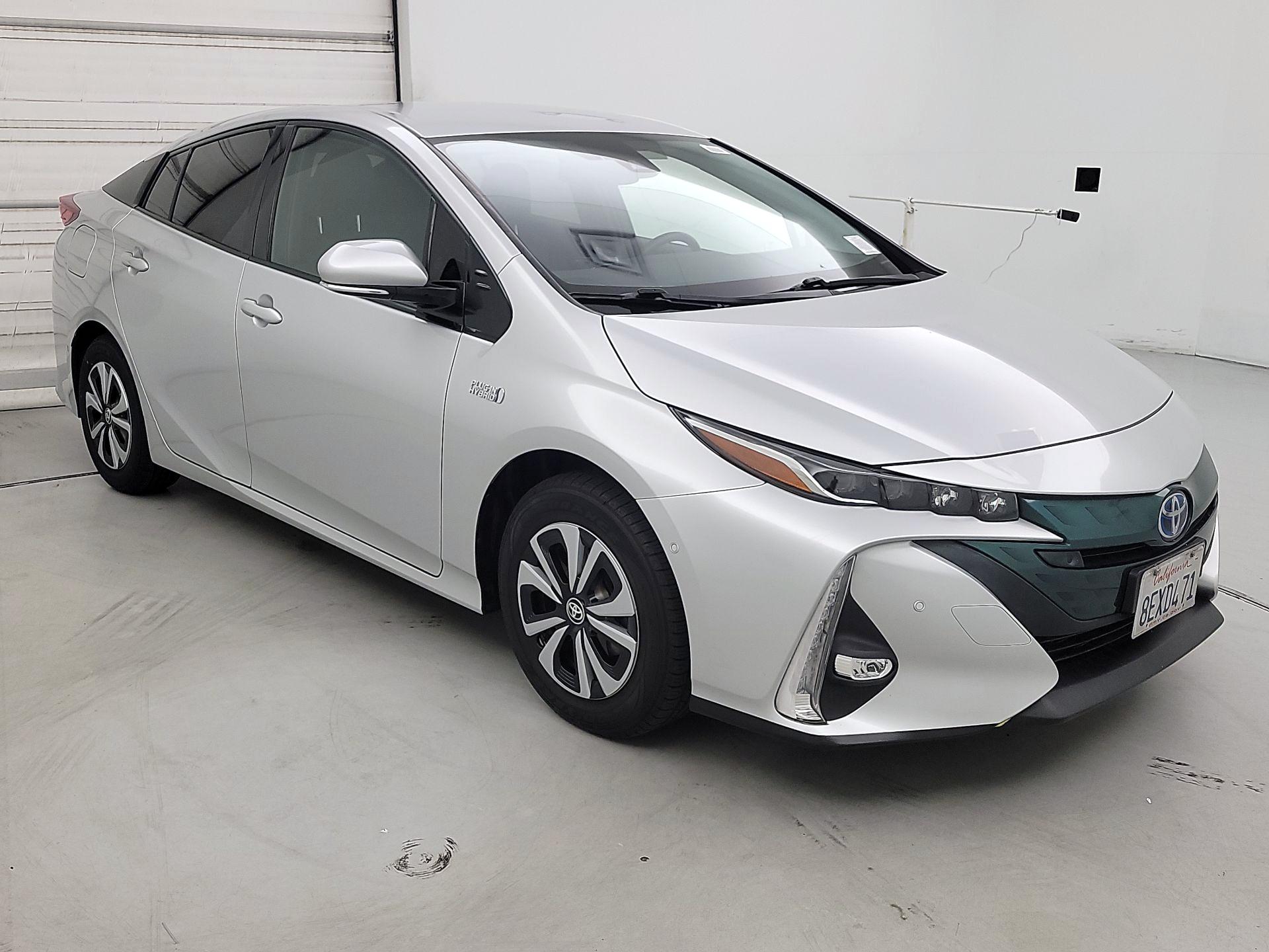 Thumbnail: 2018 Toyota Prius Prime - 1