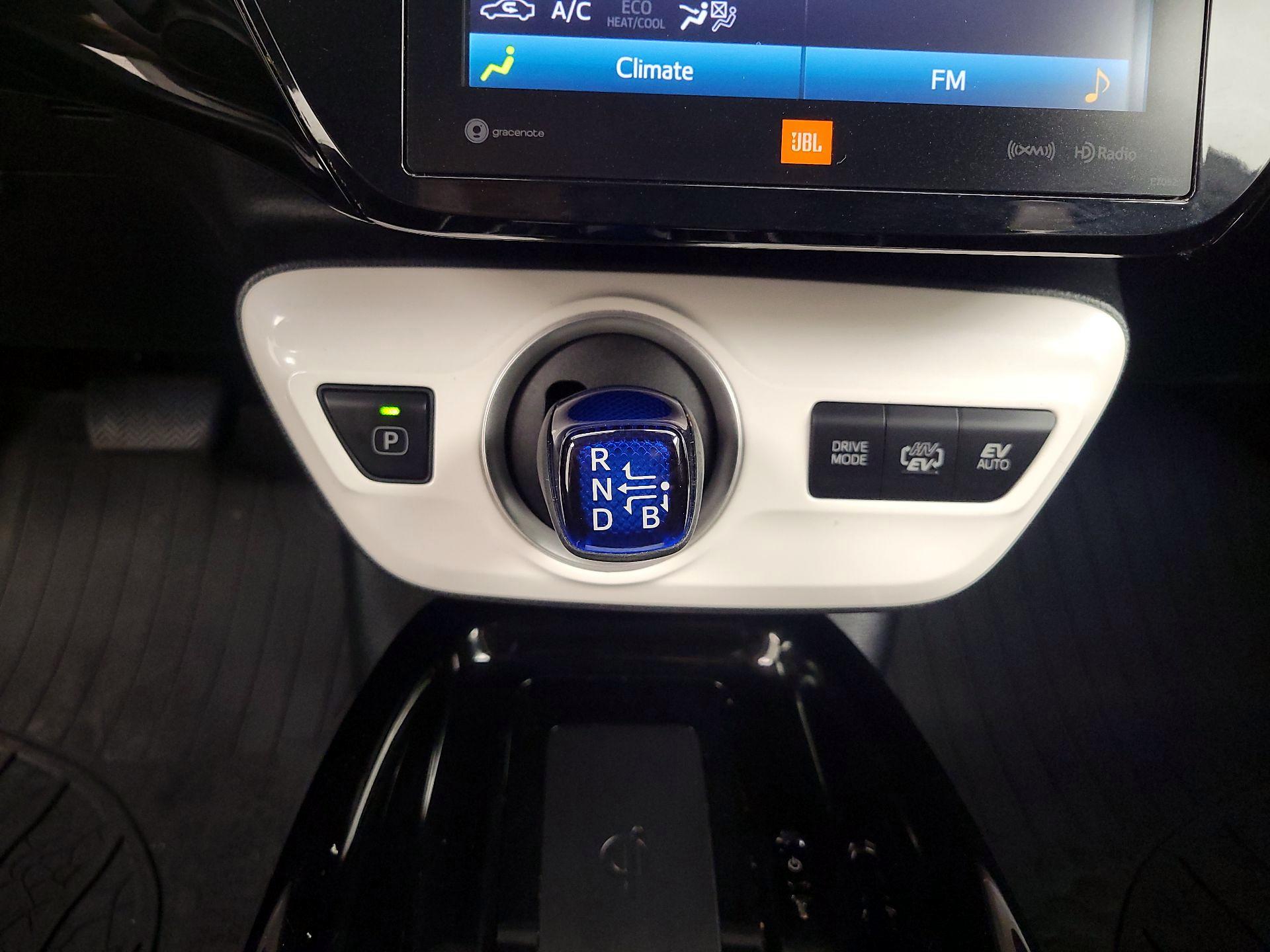 Thumbnail: 2018 Toyota Prius Prime - 16