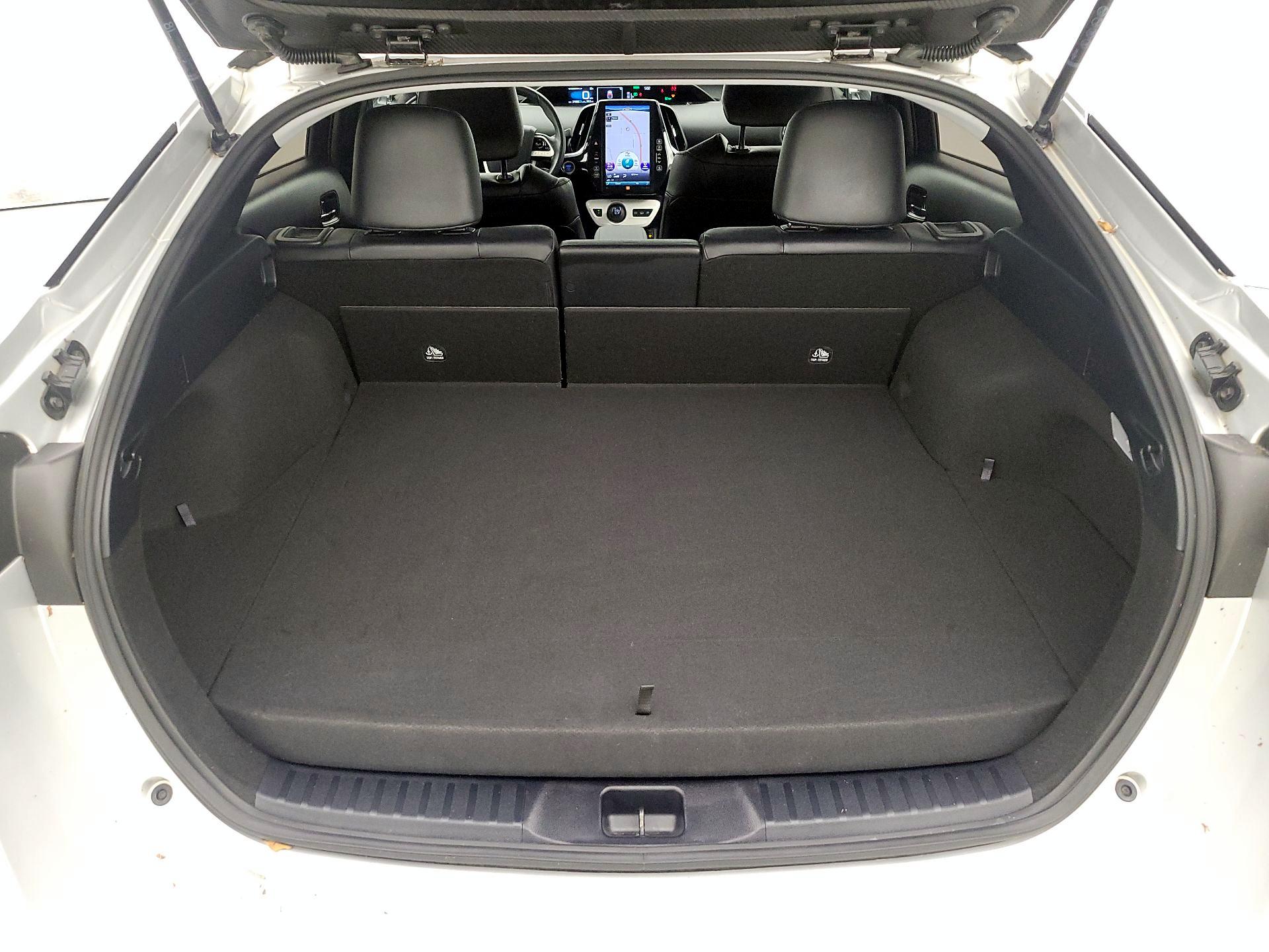 Thumbnail: 2018 Toyota Prius Prime - 19