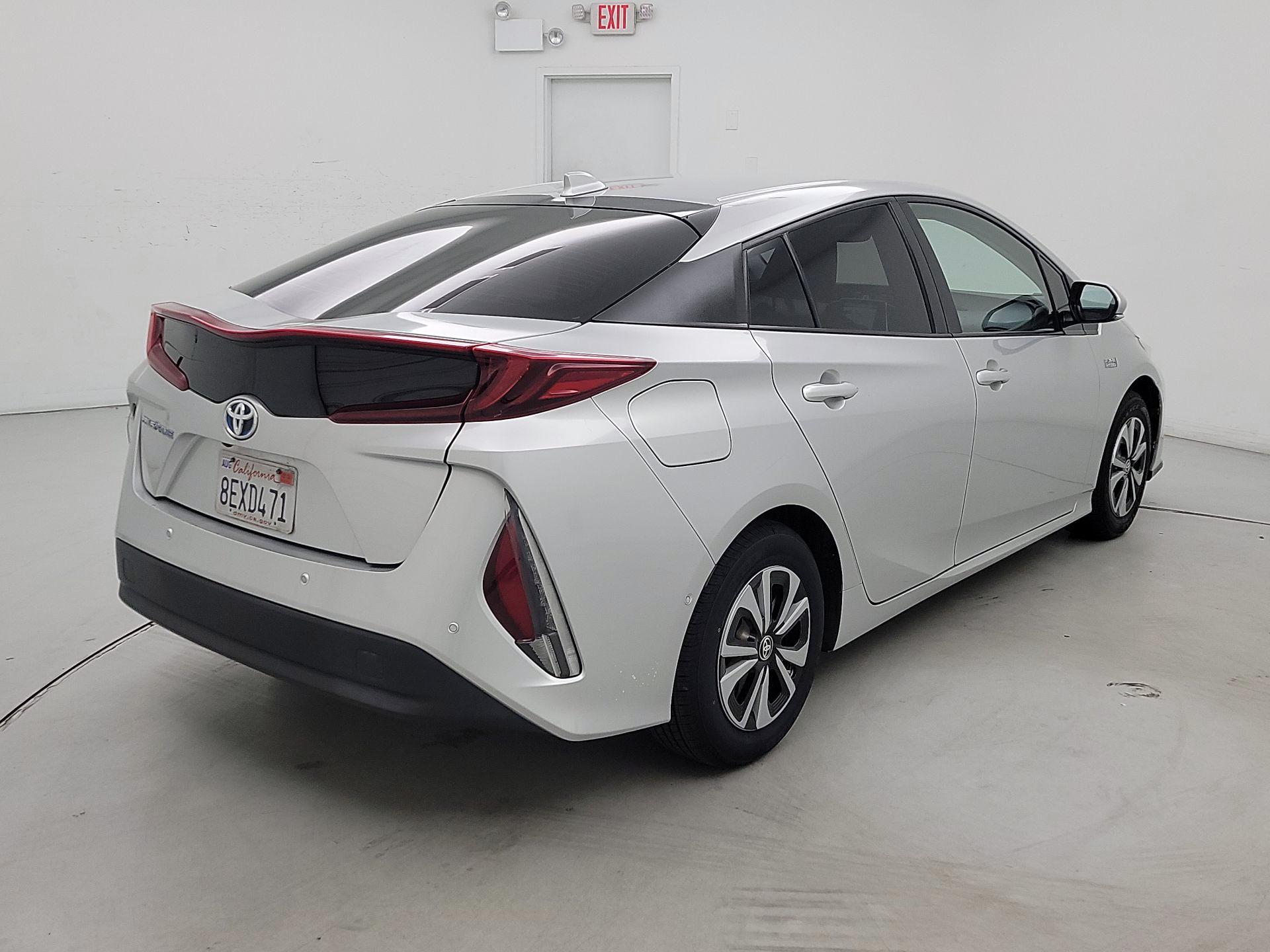 Thumbnail: 2018 Toyota Prius Prime - 5