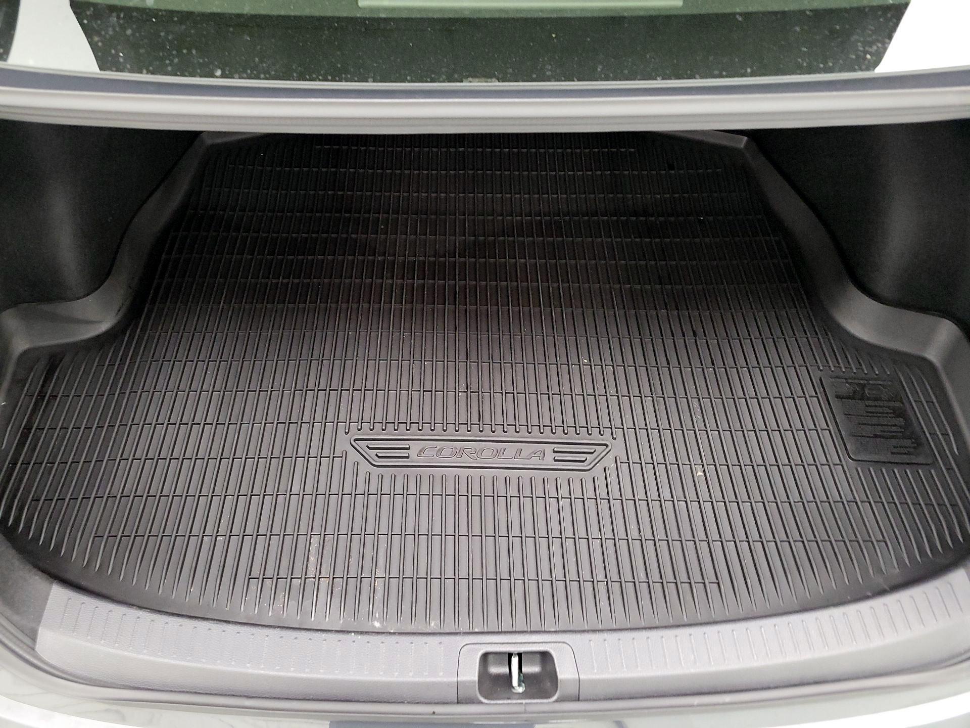 Thumbnail: 2024 Toyota Corolla - 18