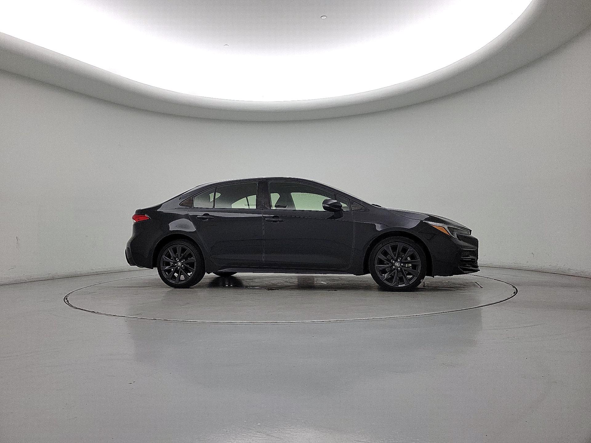 Thumbnail: 2024 Toyota Corolla - 4