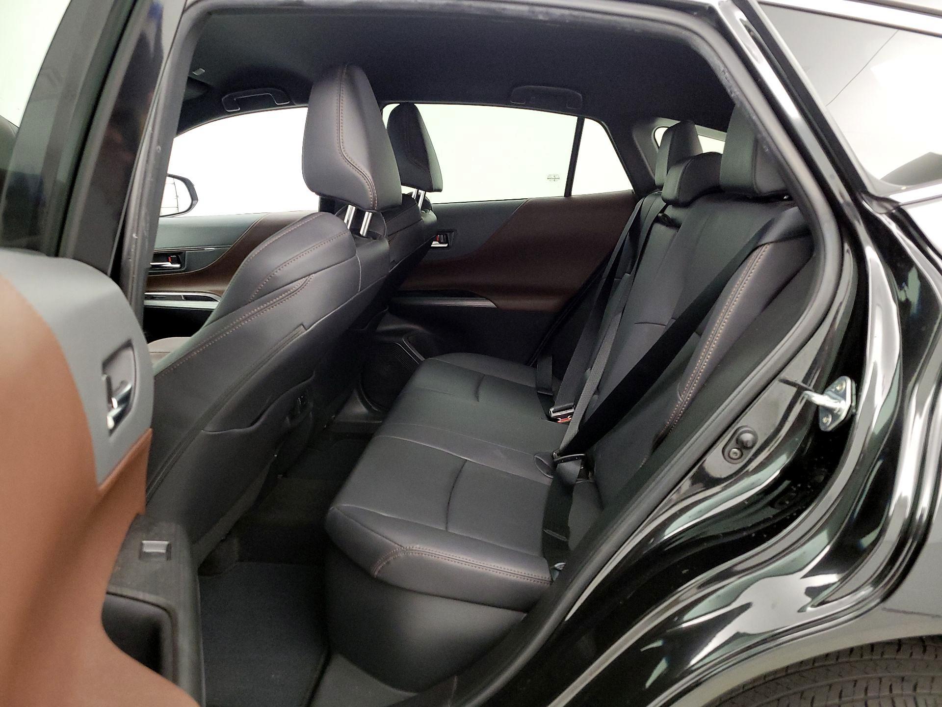 Thumbnail: 2024 Toyota Venza - 17