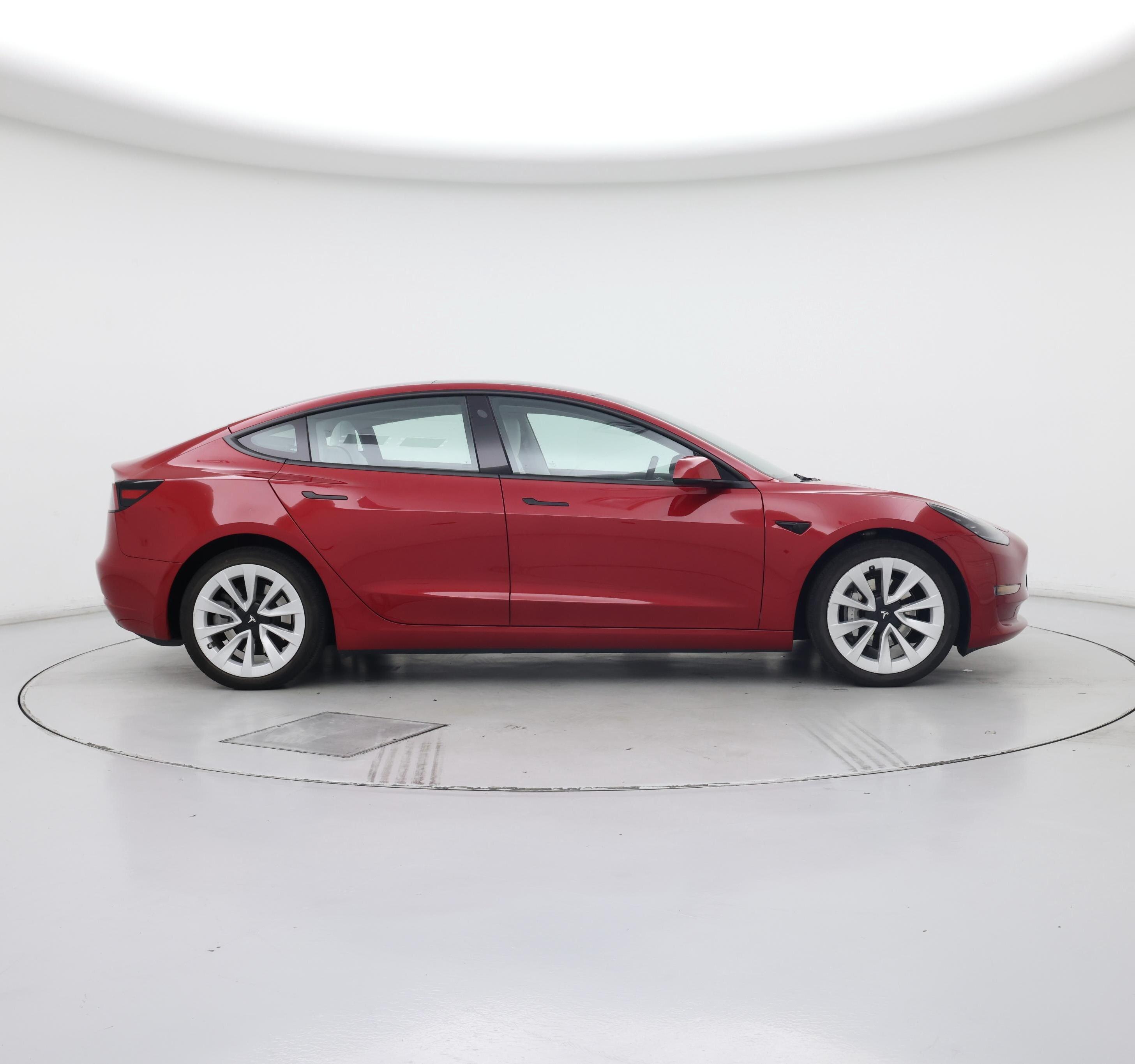 Thumbnail: 2023 Tesla Model 3 - 7