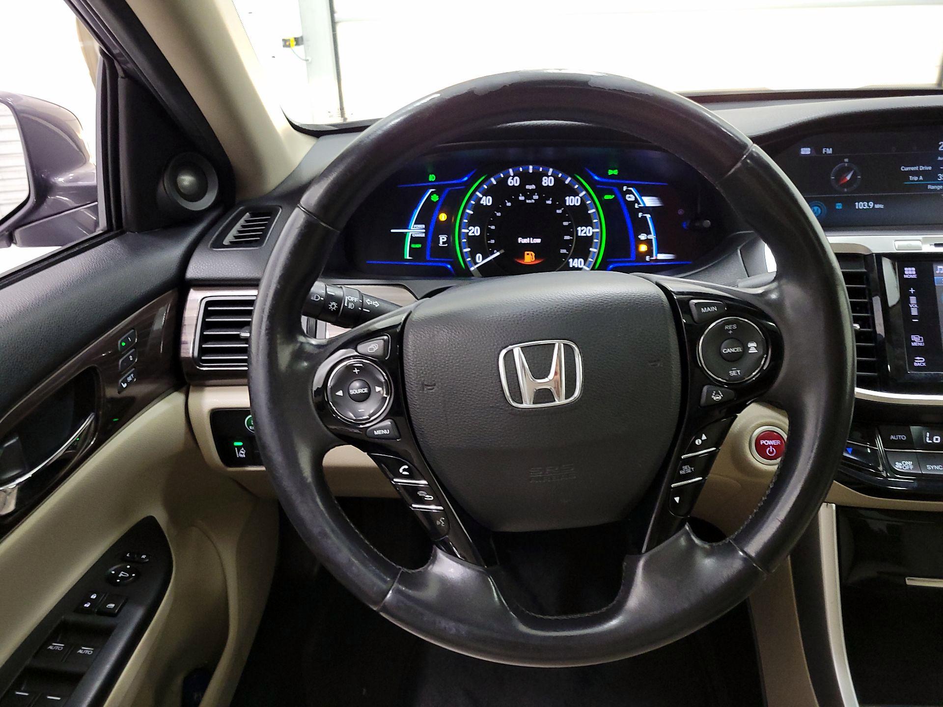 Thumbnail: 2017 Honda Accord - 10