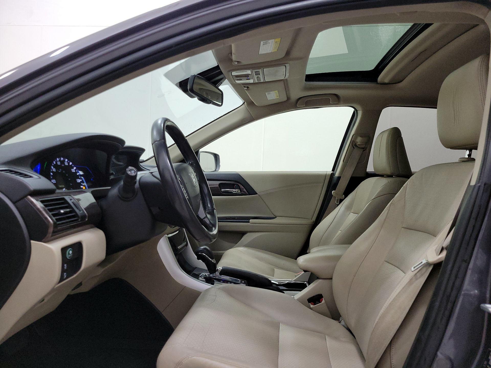 Thumbnail: 2017 Honda Accord - 19
