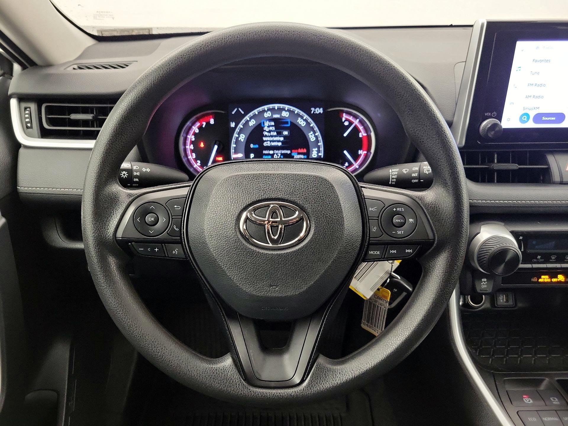 Thumbnail: 2023 Toyota RAV4 - 10