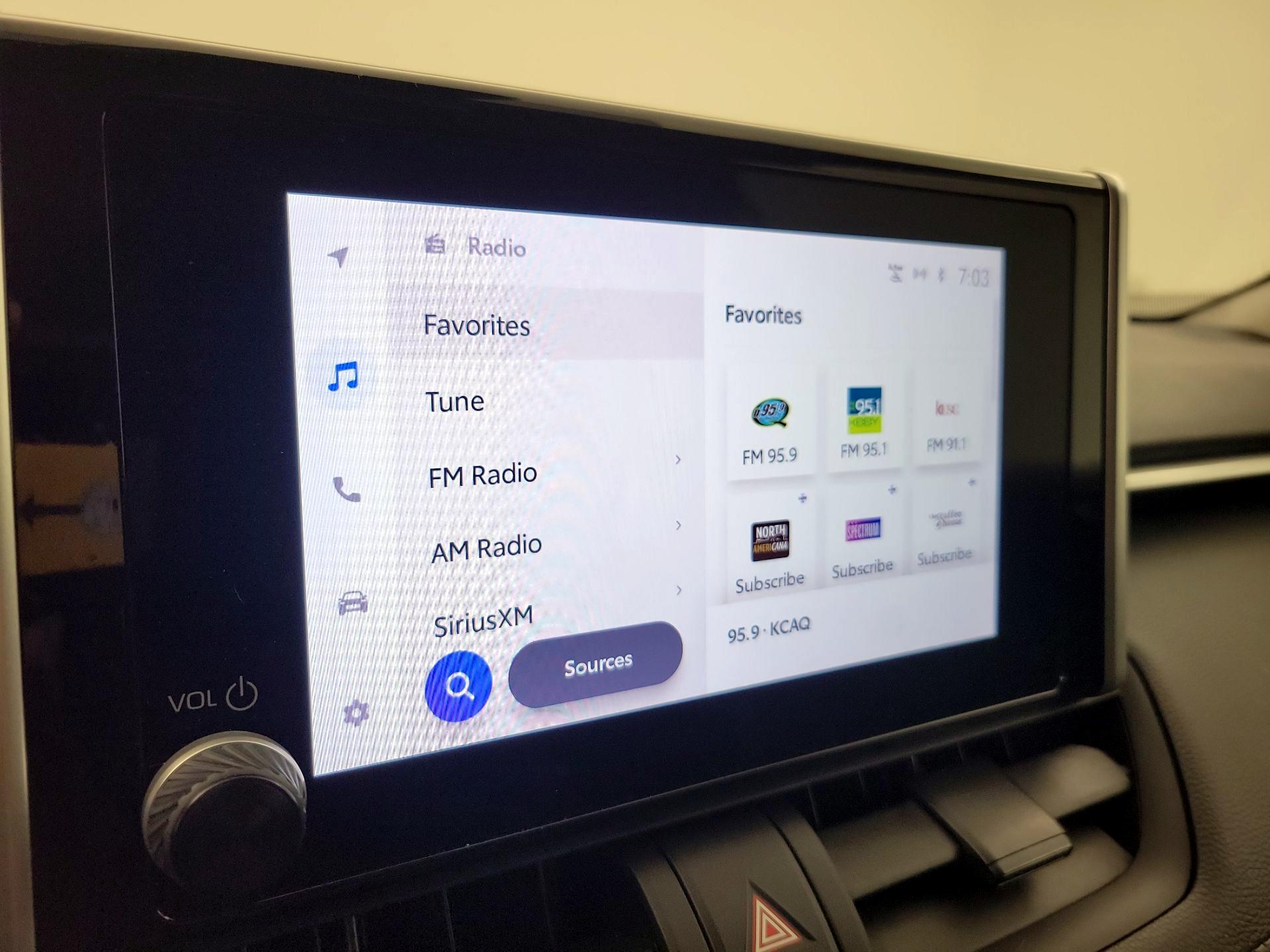 Thumbnail: 2023 Toyota RAV4 - 15