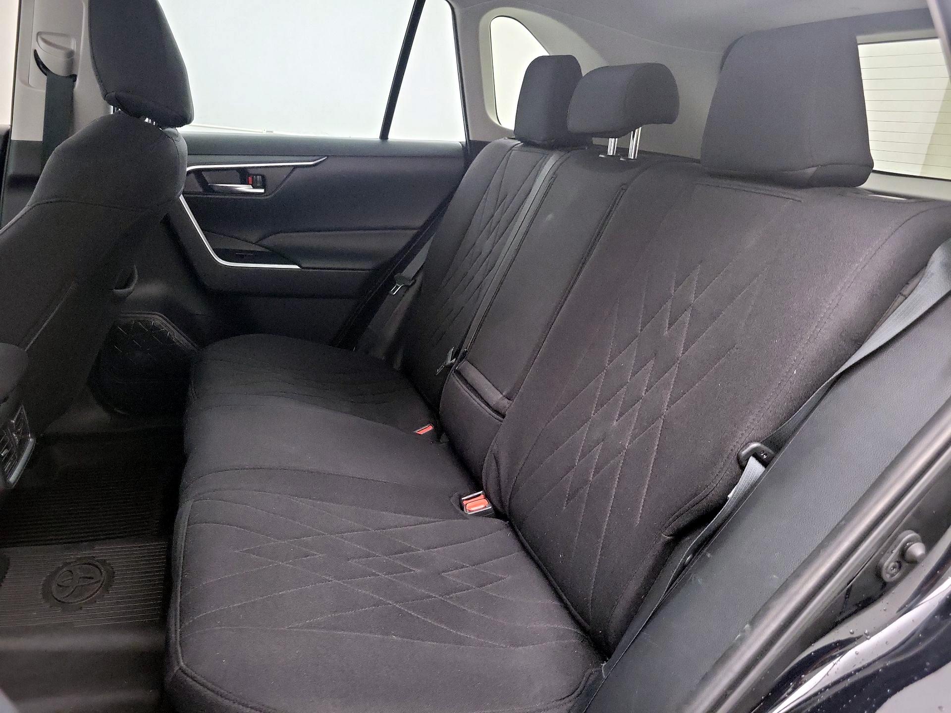 Thumbnail: 2025 Toyota RAV4 - 19