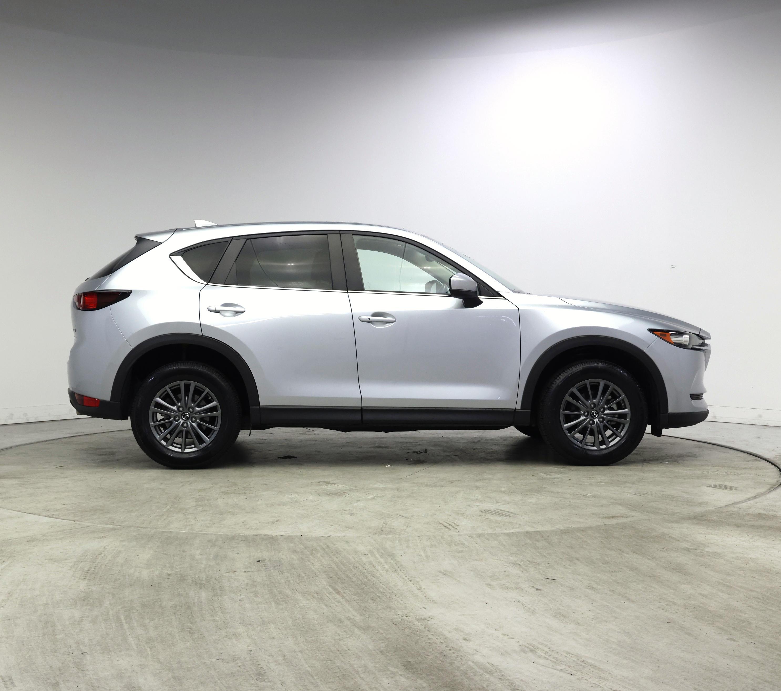 Thumbnail: 2017 Mazda CX-5 - 7