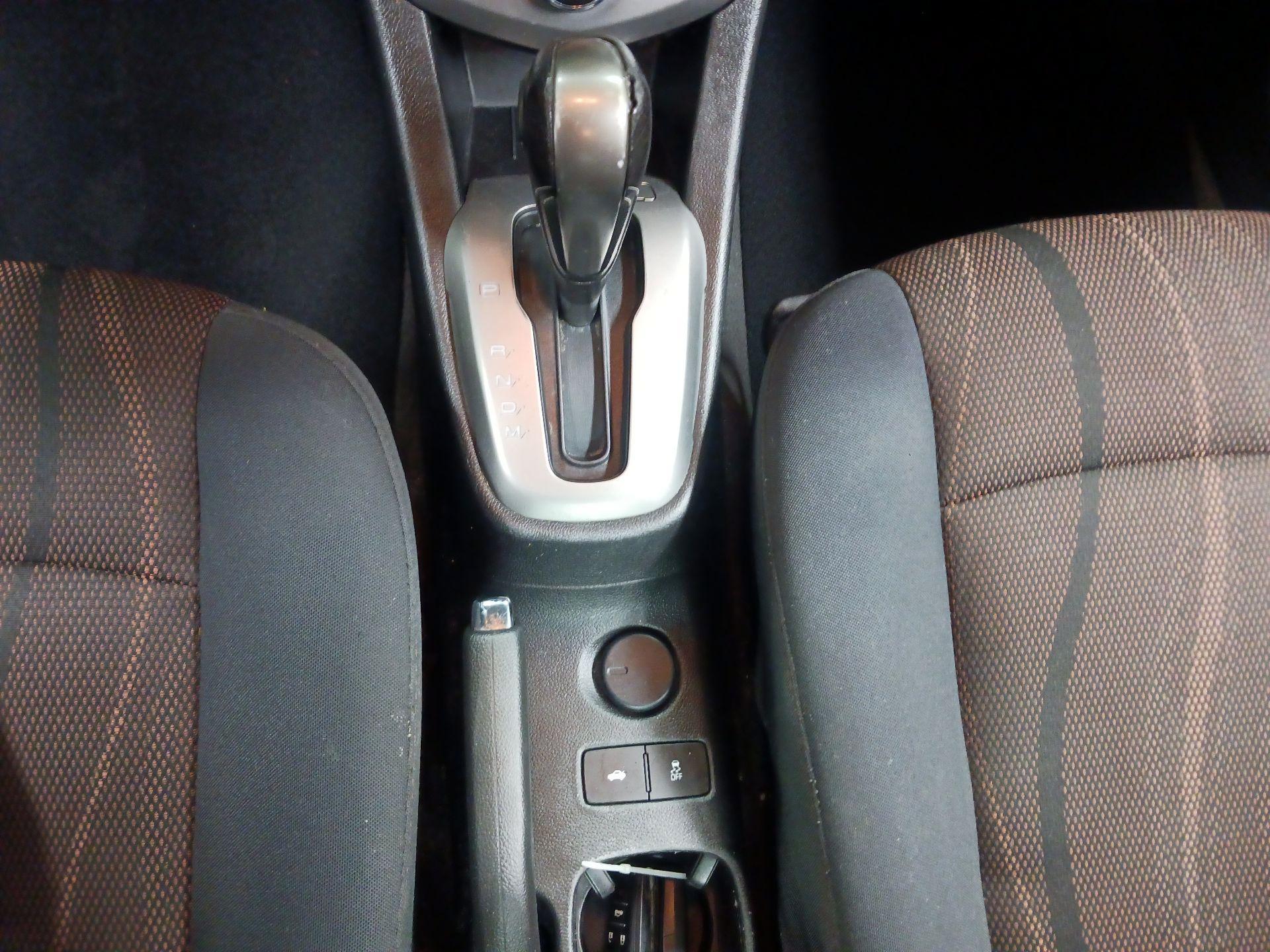 Thumbnail: 2016 Chevrolet Sonic - 15