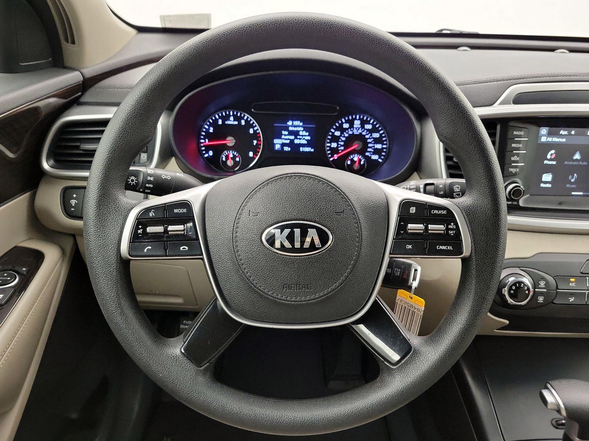 Thumbnail: 2020 Kia Sorento - 10