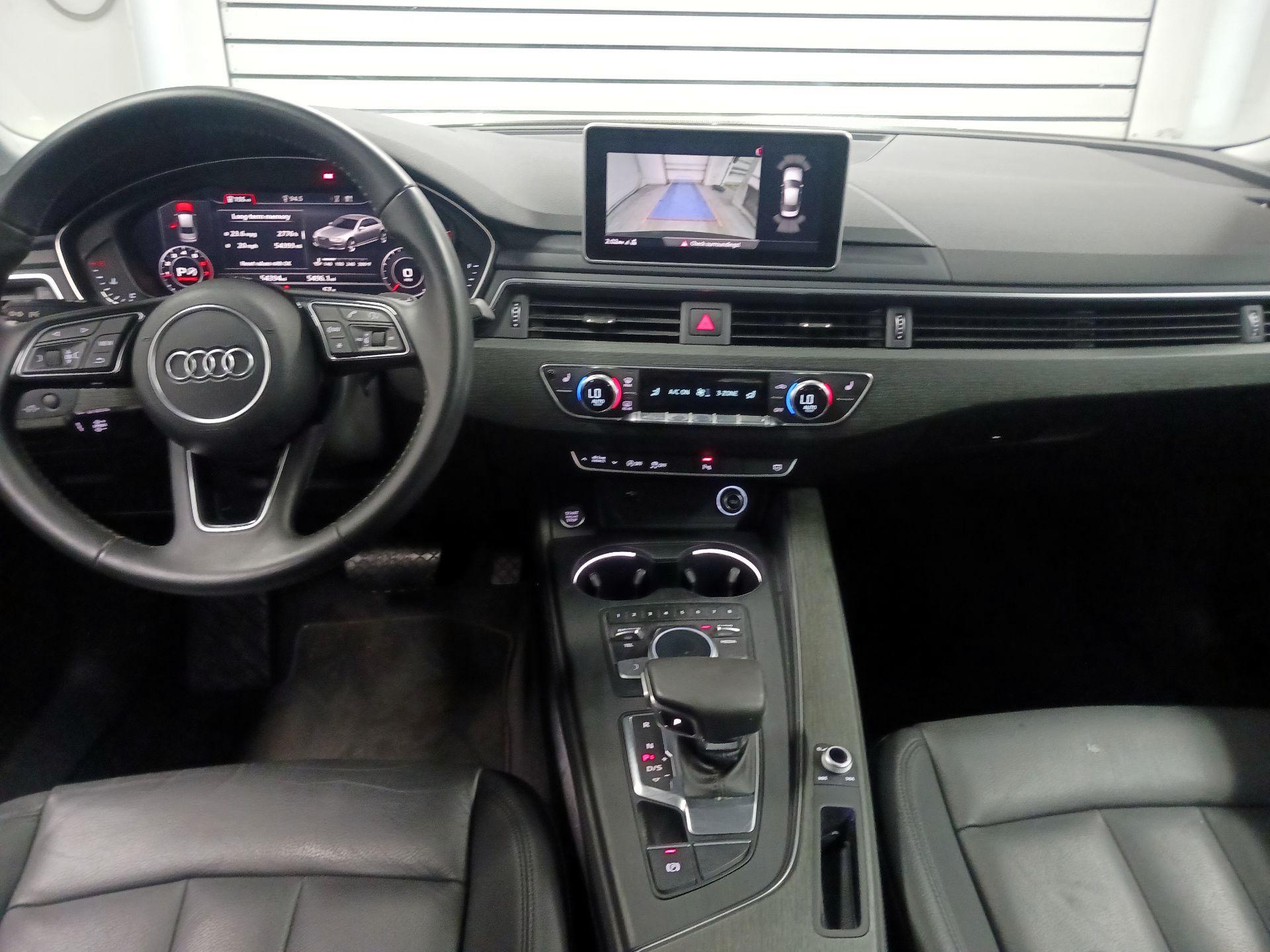 Thumbnail: 2019 Audi A4 - 9