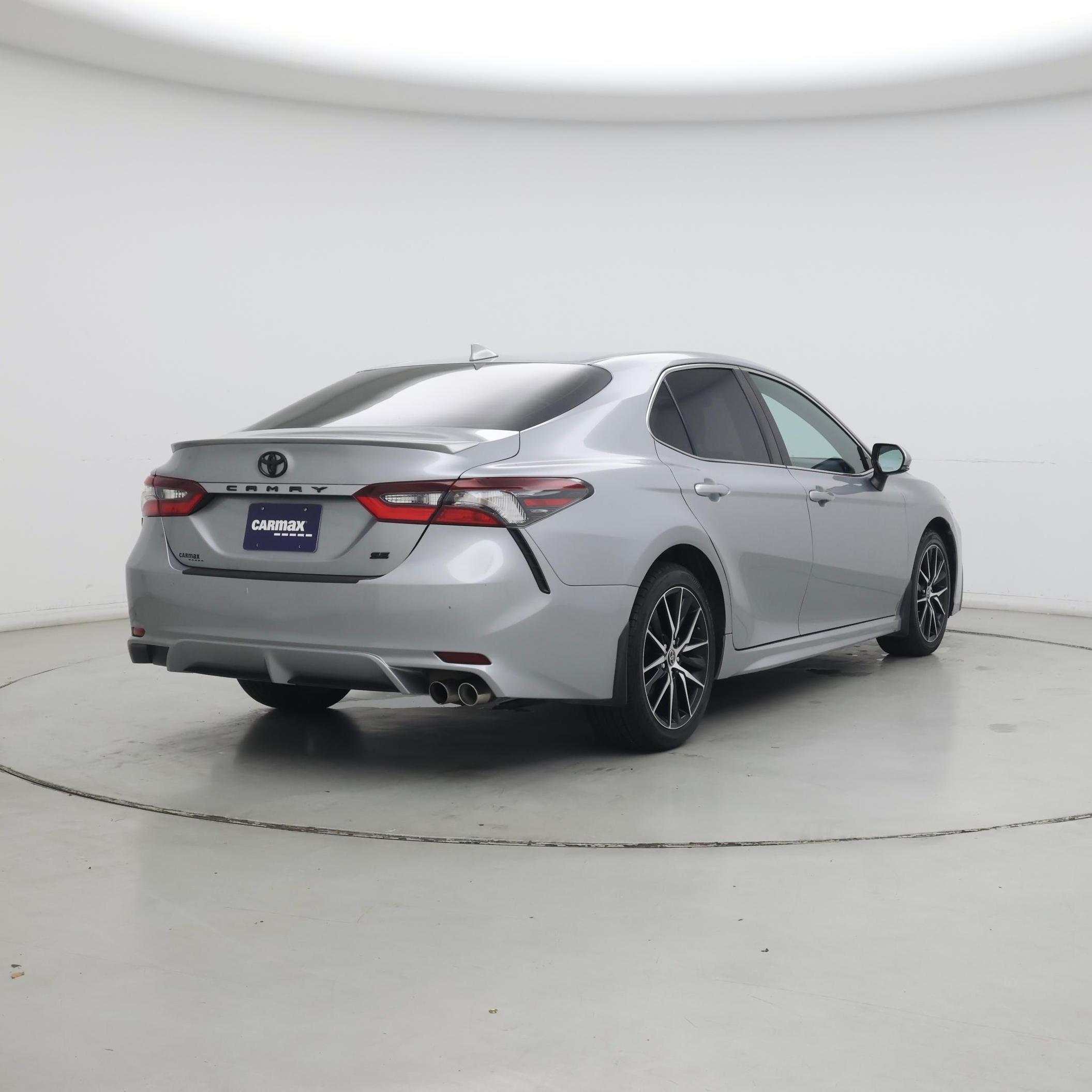 Thumbnail: 2023 Toyota Camry - 8