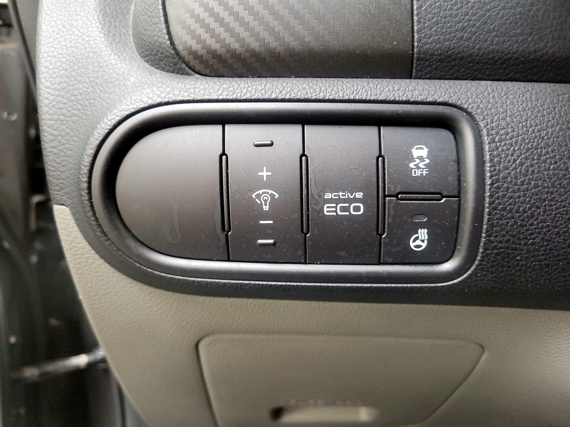 Thumbnail: 2014 Kia Forte - 13