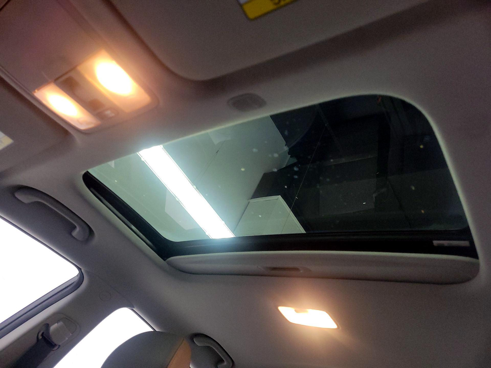 Thumbnail: 2014 Kia Forte - 18