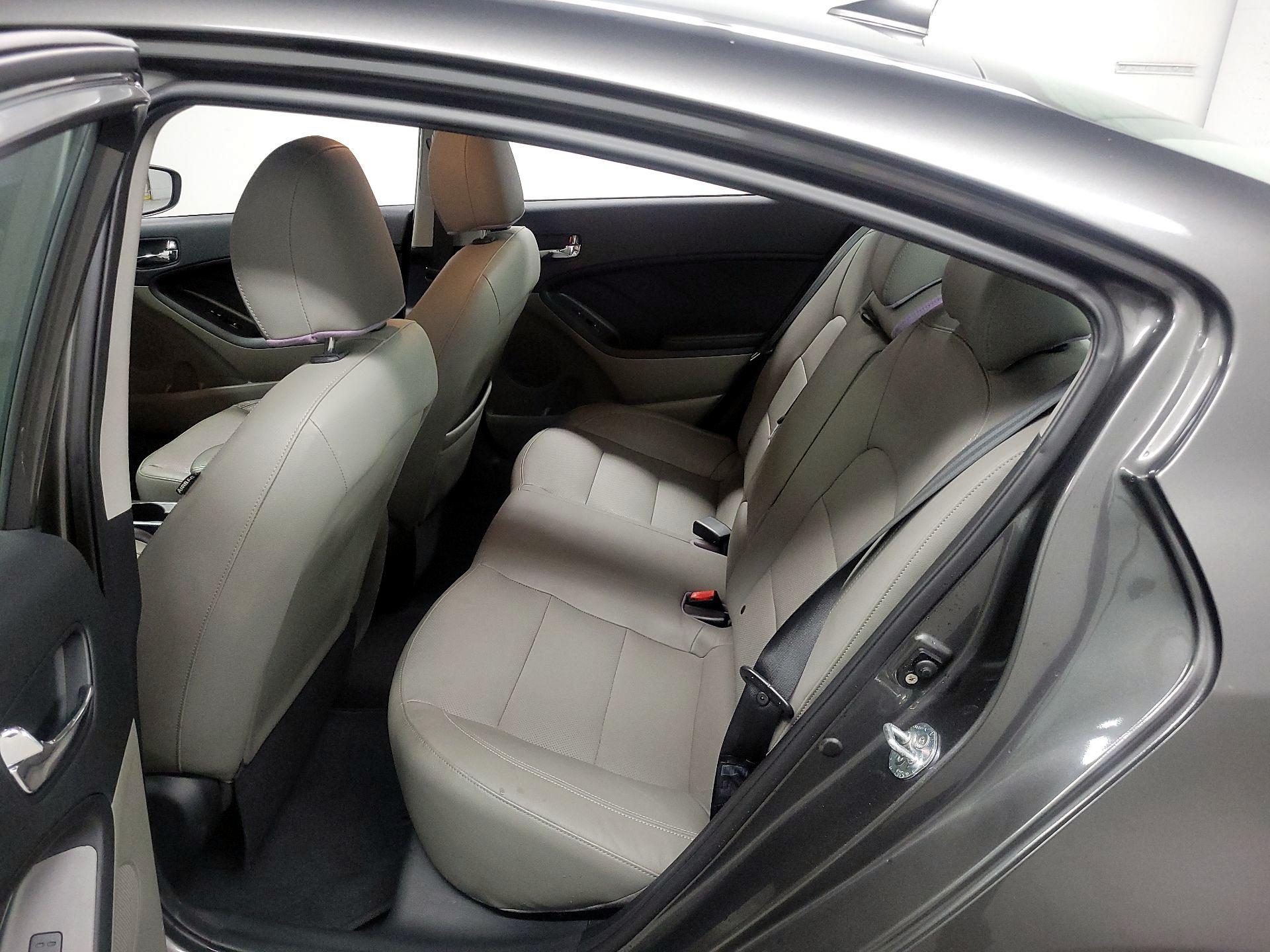 Thumbnail: 2014 Kia Forte - 19